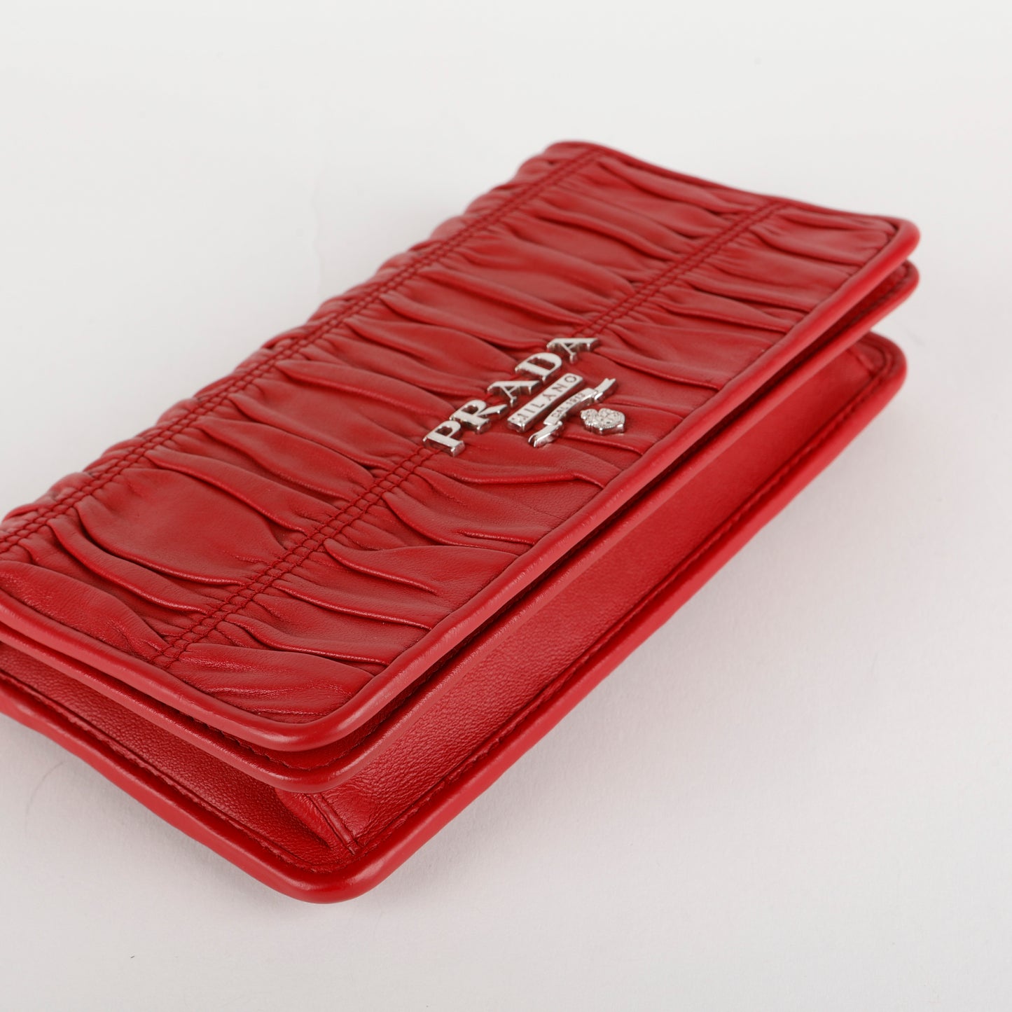Nappa Gaufre Wallet on Chain, Fuoco Red