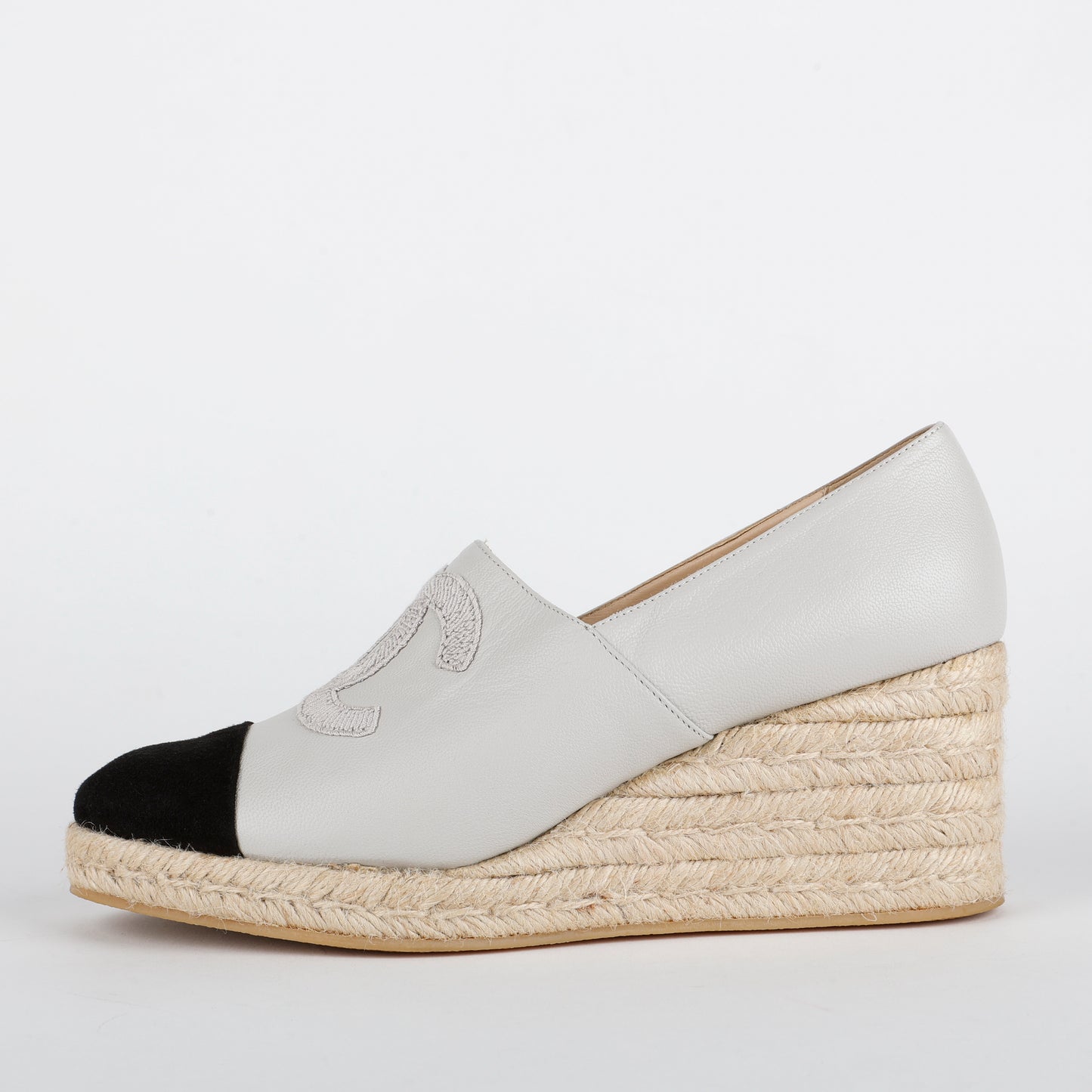 Espadrille Wedge Pumps, Leather and Suede Cream/Black (Size 42)