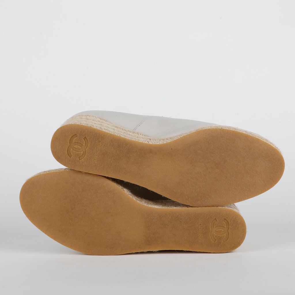 Espadrille Wedge Pumps, Leather and Suede Cream/Black (Size 42)