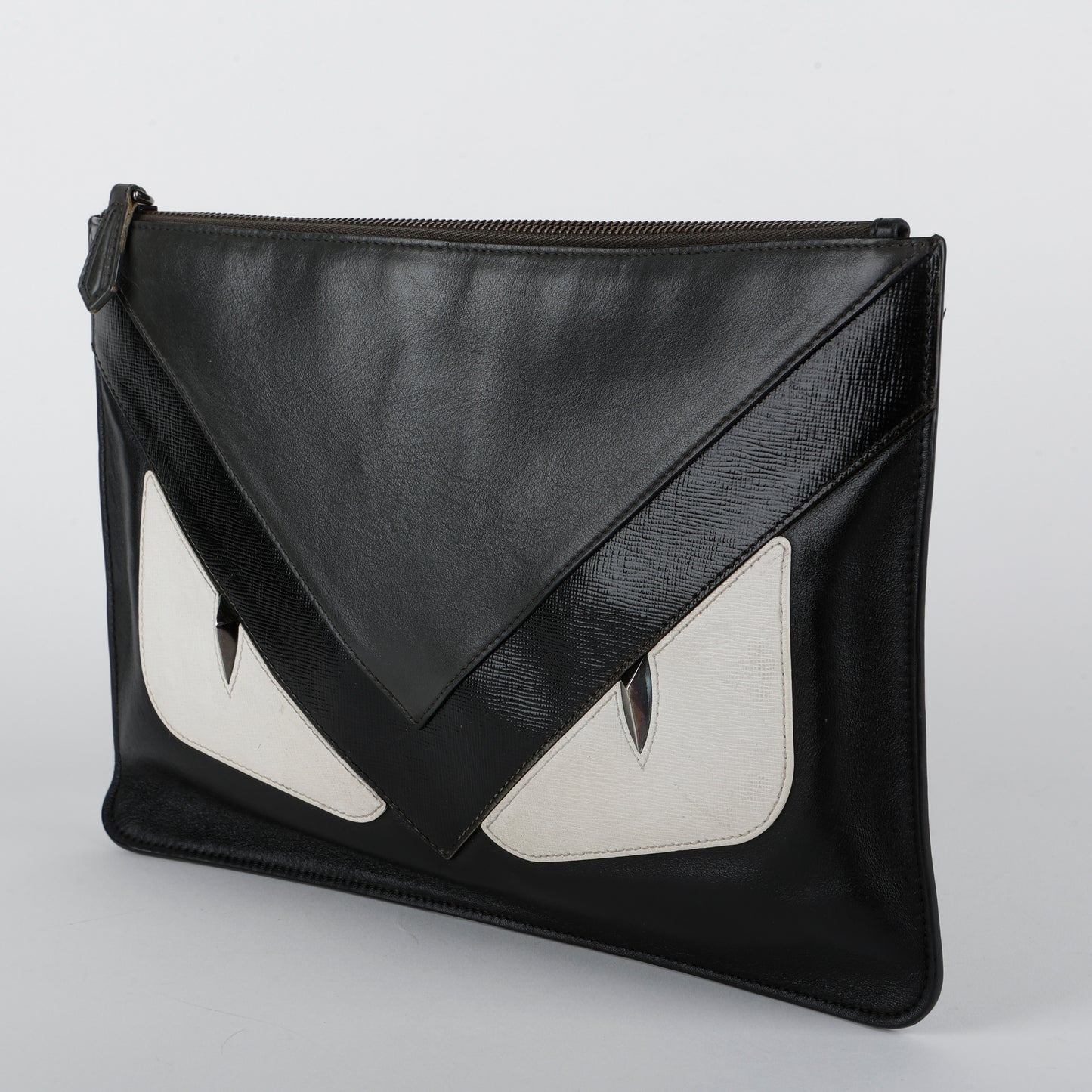 Elite Monster Eyes Pouch, Black Graphite