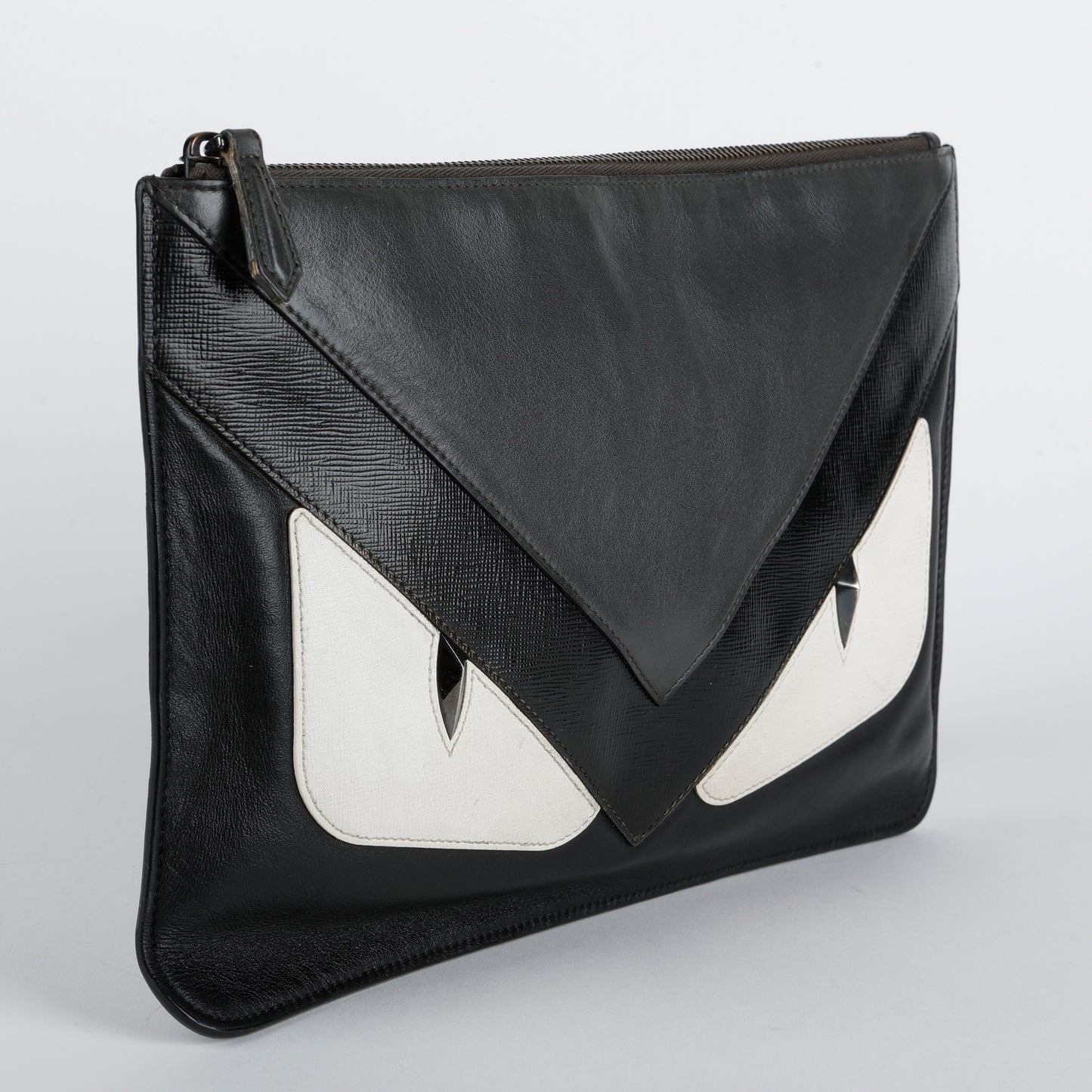 Elite Monster Eyes Pouch, Black Graphite