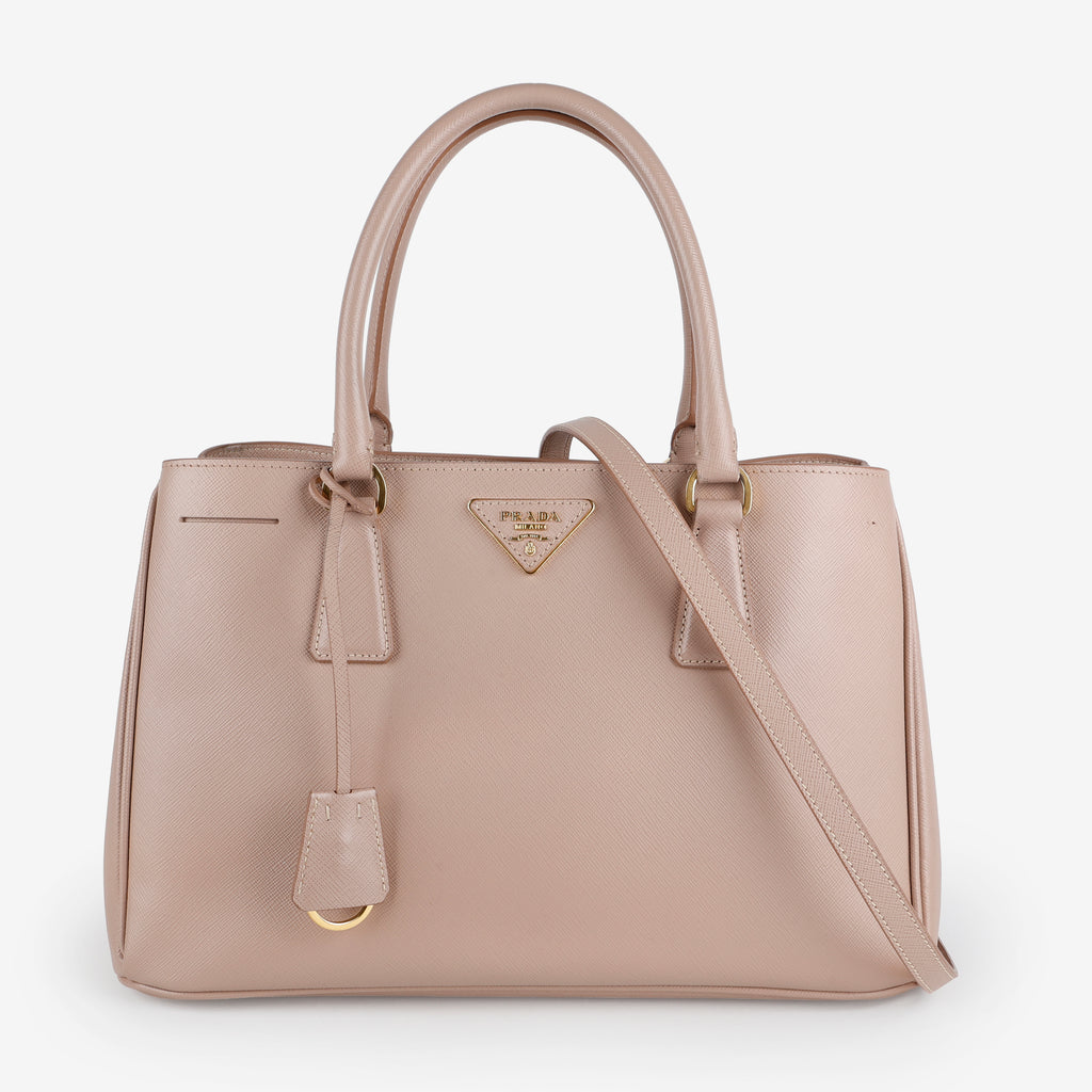 Medium Galleria Double Zip Tote, Beige Saffiano