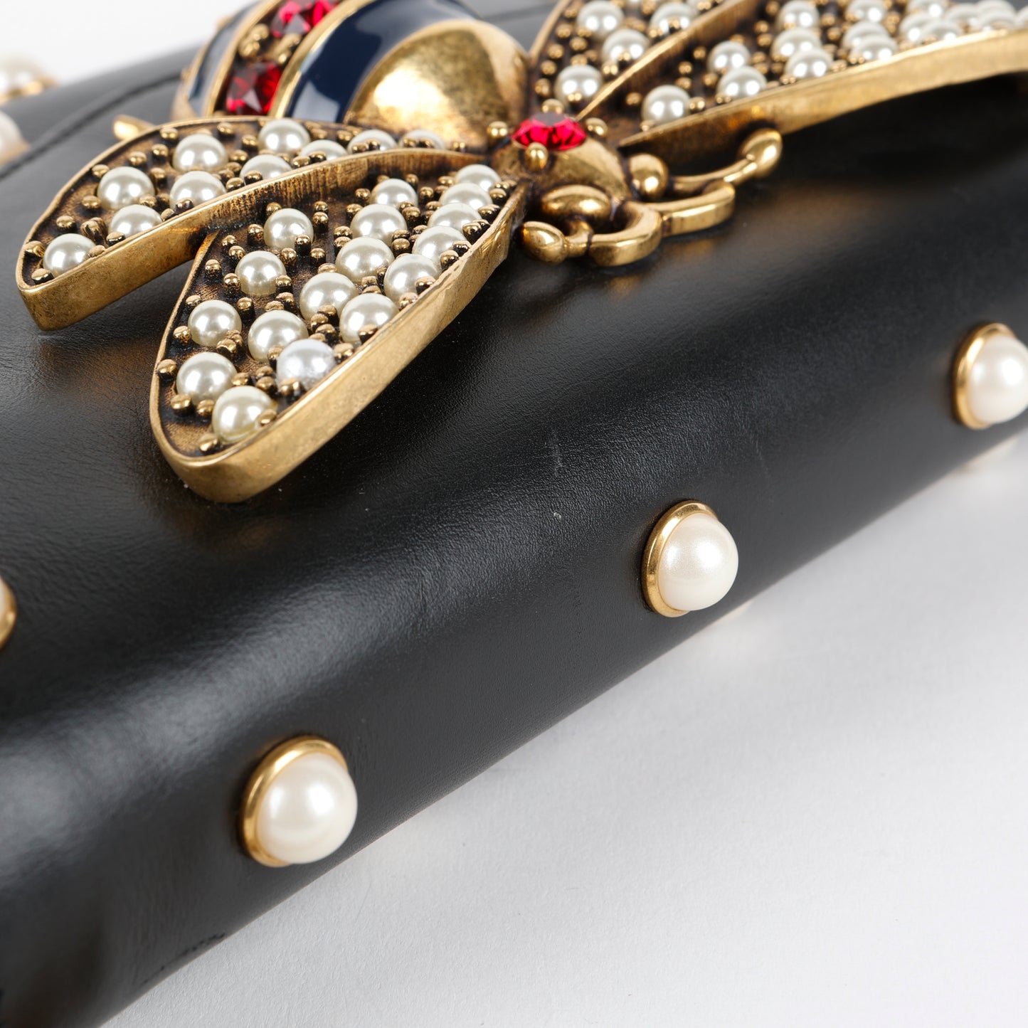 Broadway Pearly Bee Shoulder Bag, Black