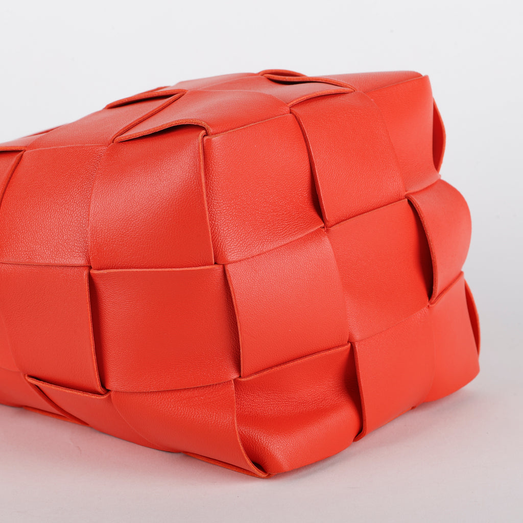 Small Cassette Bucket, Coral Red