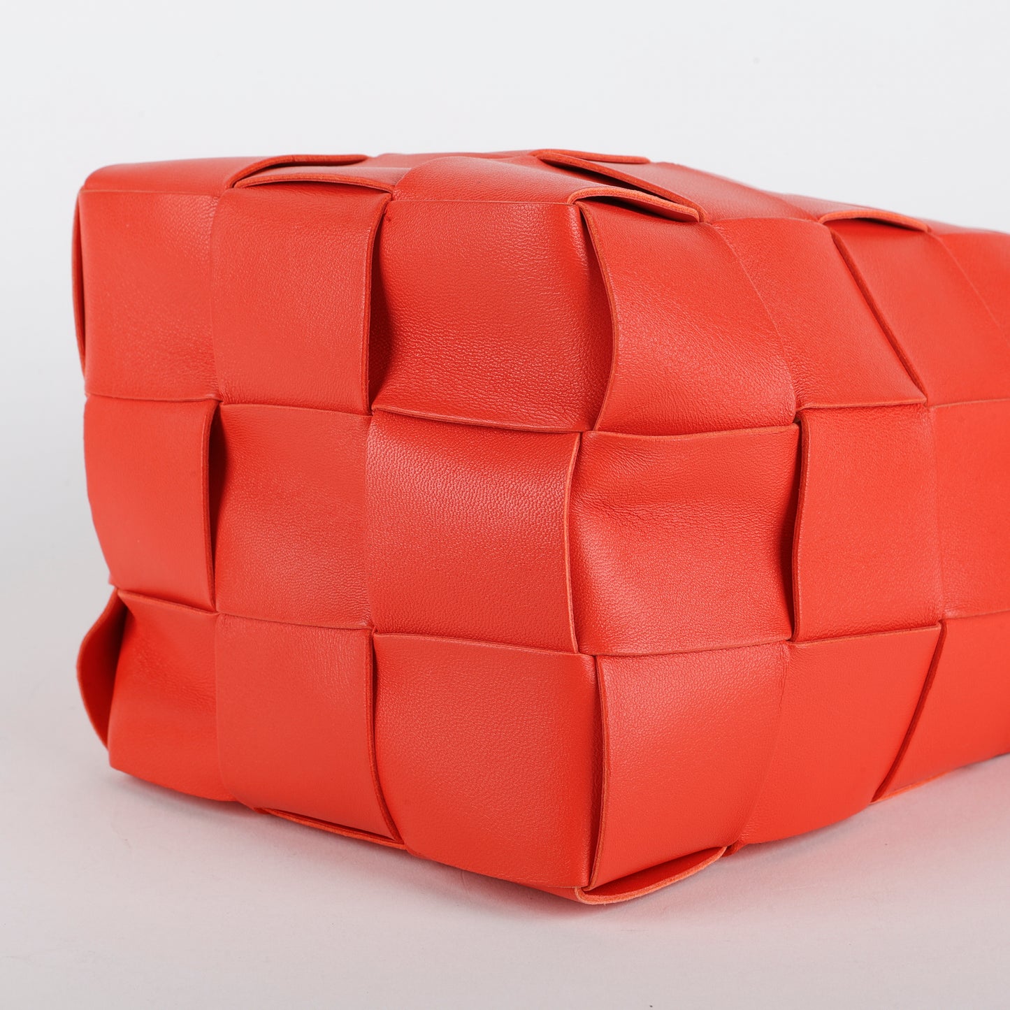 Small Cassette Bucket, Coral Red