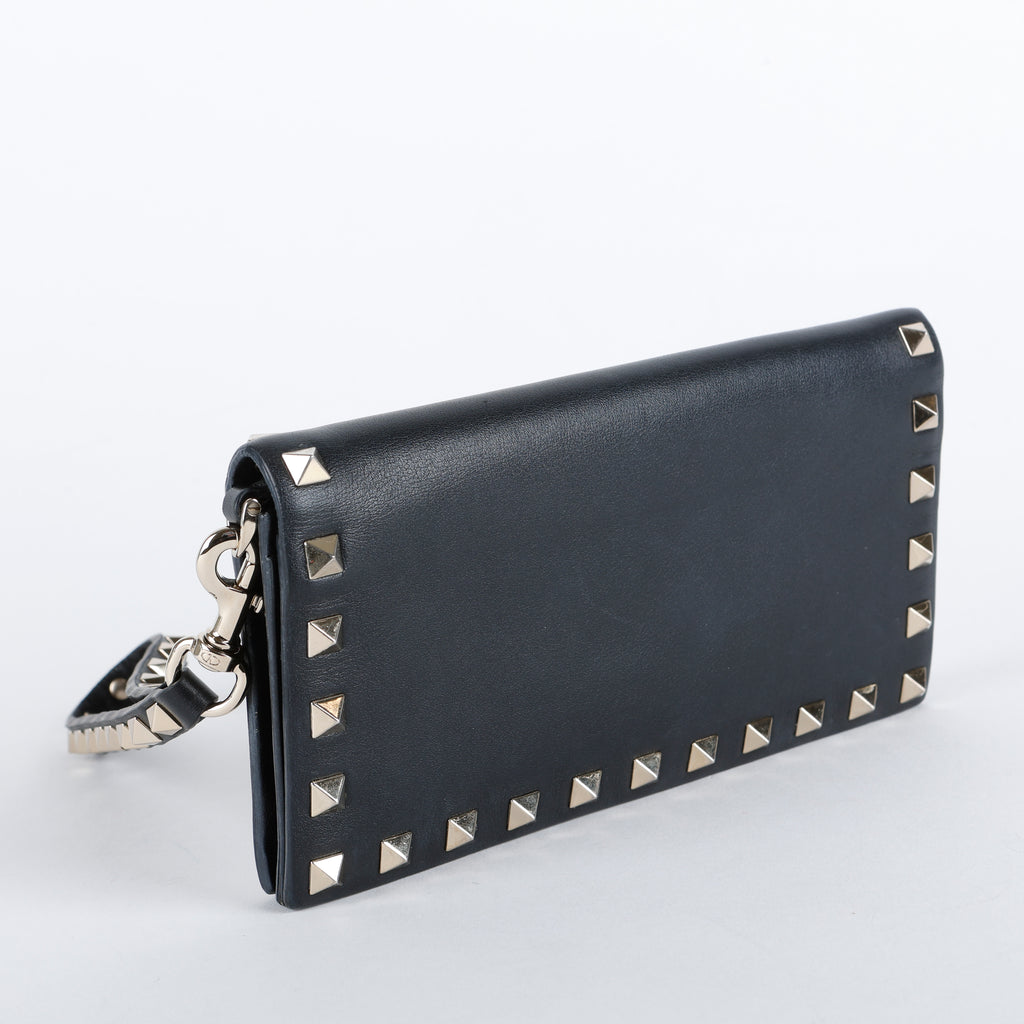 Rockstud Continental Wallet on Wristlet, Black Calfskin