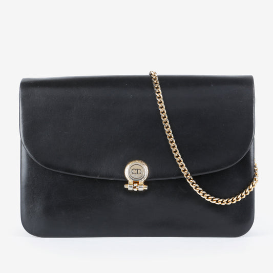 Vintage Clutch on Chain, Black Smooth Calfskin 065