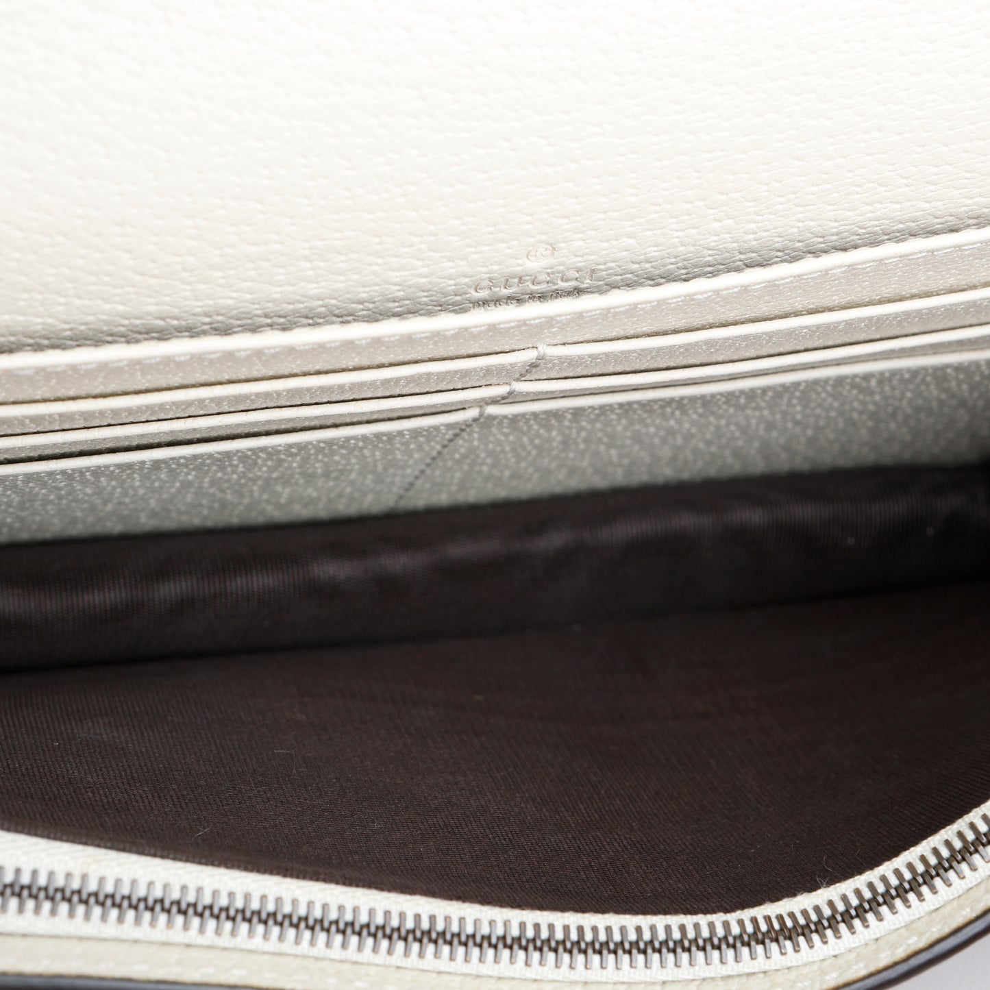 Queen Margaret Chain Wallet, Coated Canvas/Cream