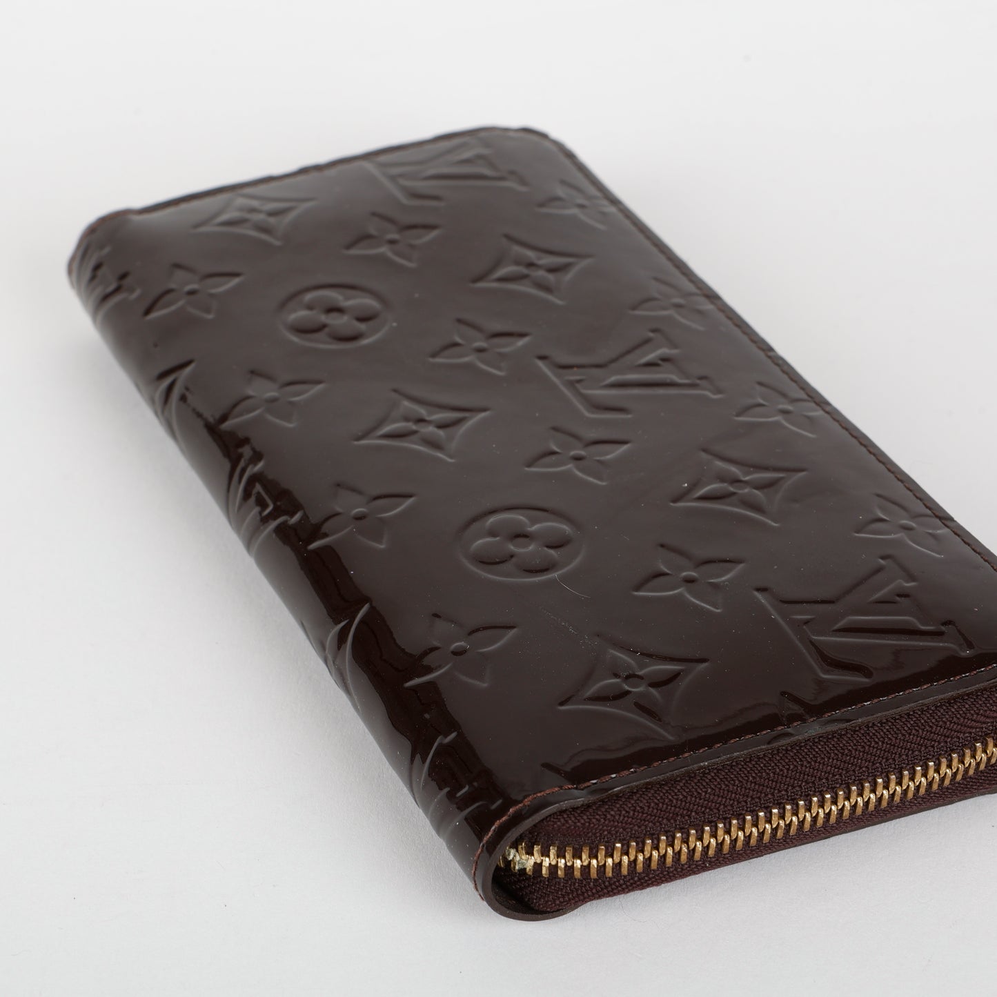 Zippy Wallet, Amarante Vernis