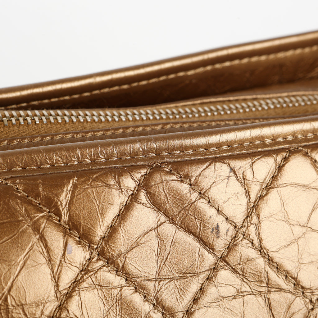 Medium Gabrielle Hobo Quilted Aged Calfskin, Bronze