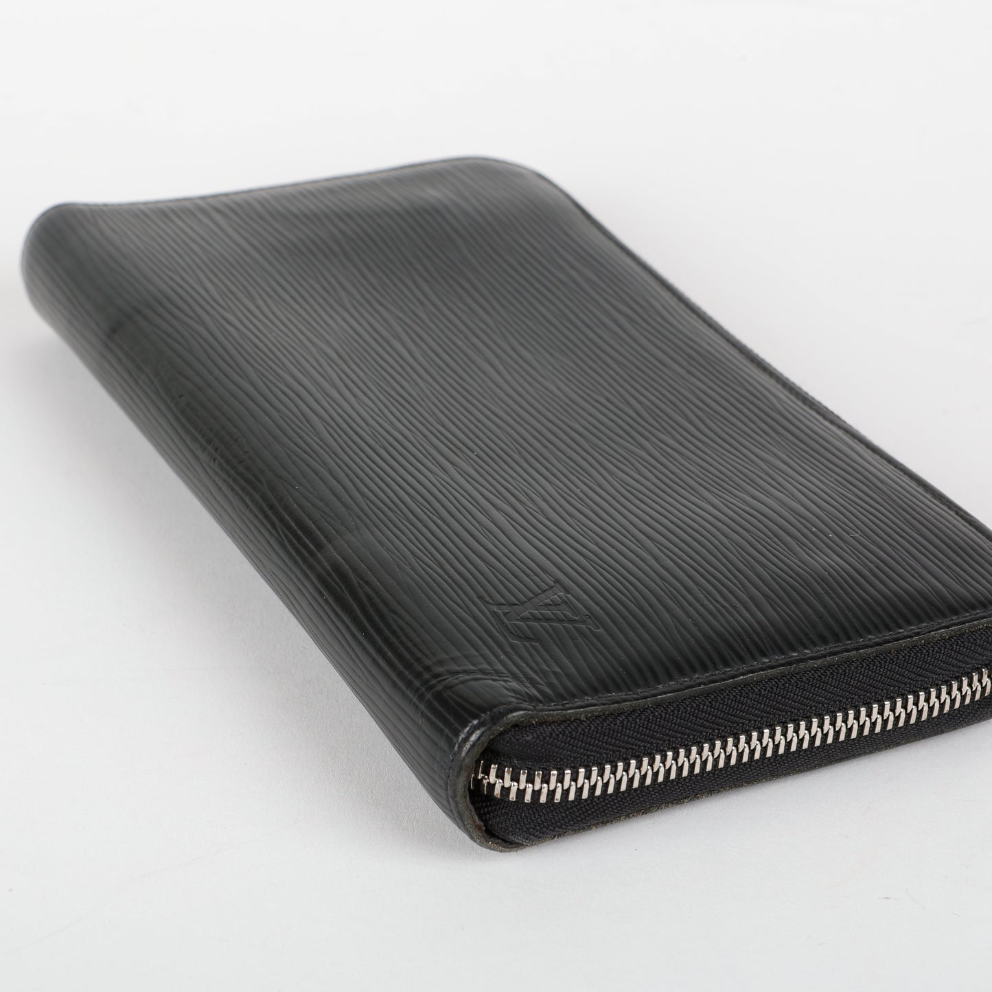 Zippy Travel Wallet, Black Epi (S.M.H)