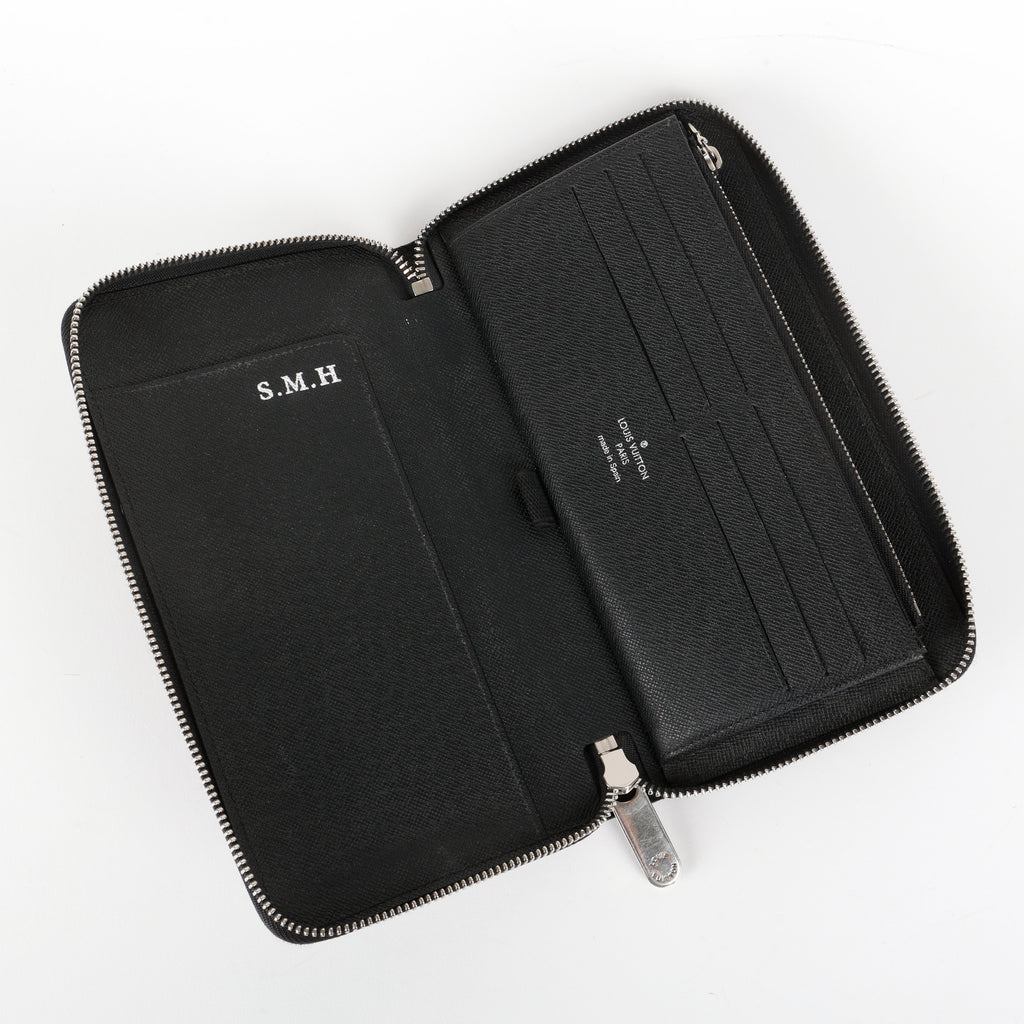 Zippy Travel Wallet, Black Epi (S.M.H)