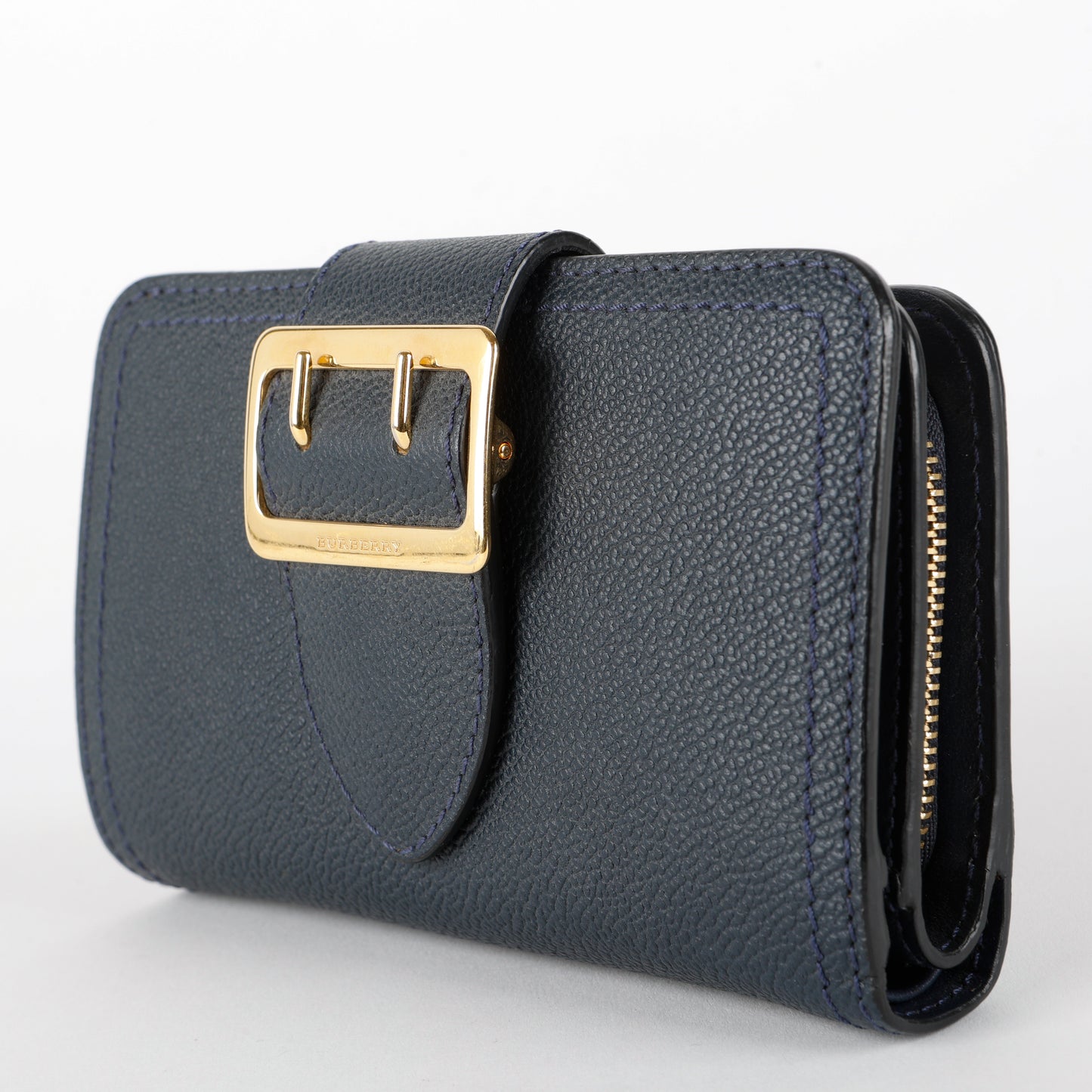 Buckle Medley Wallet, Nay Calfskin