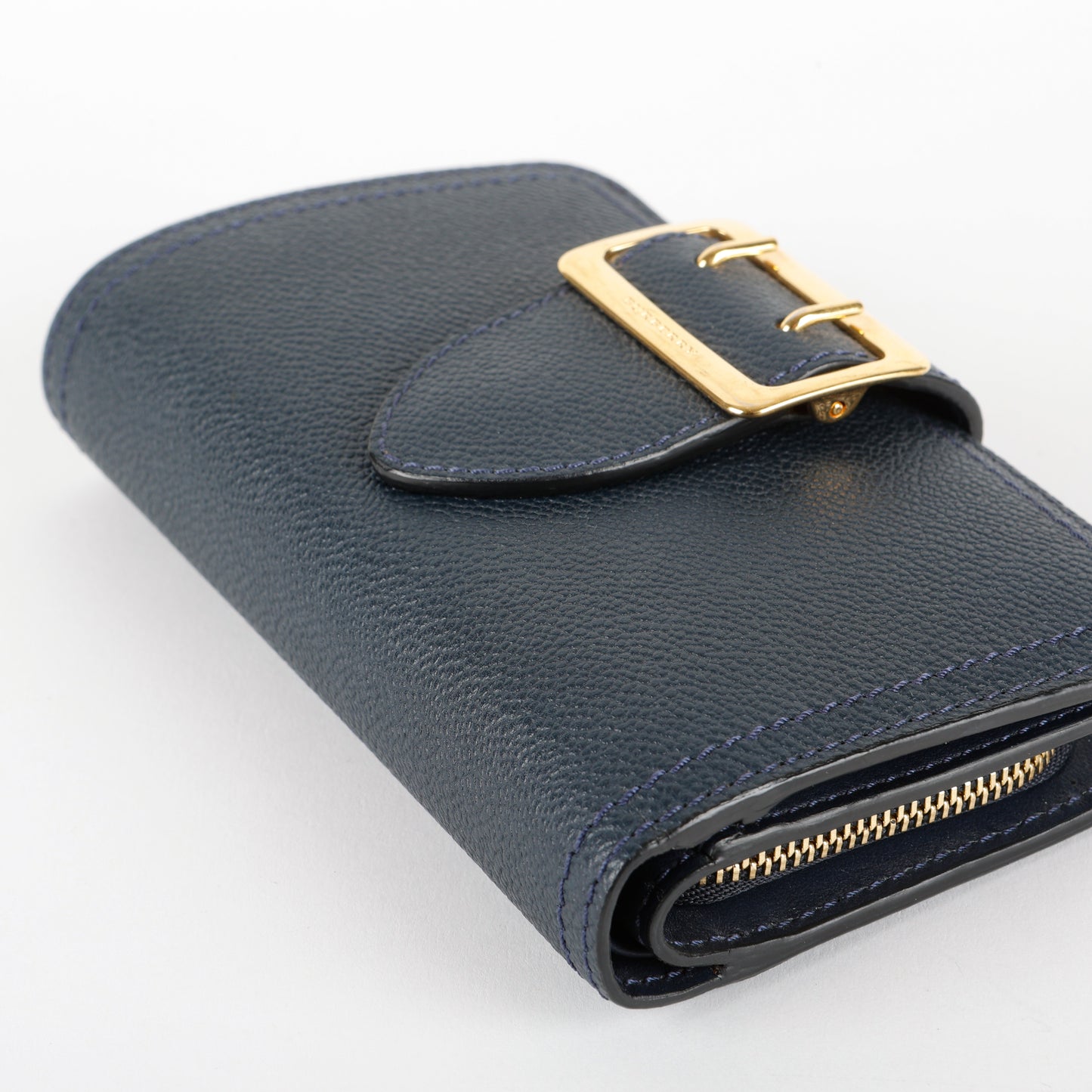Buckle Medley Wallet, Nay Calfskin