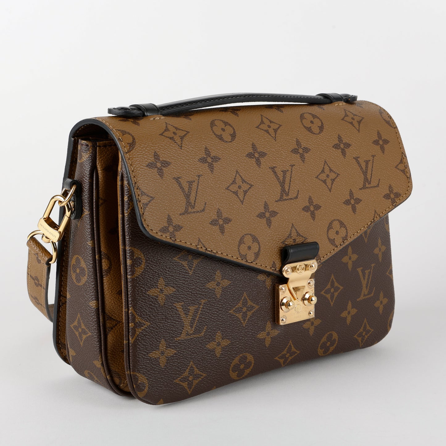 Pochette Metis Reverse Monogram