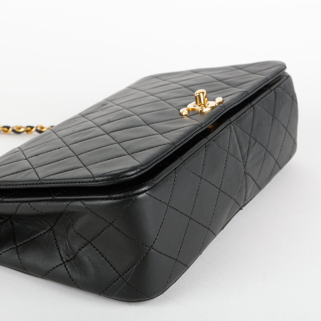 Matelasse Single Flap Chain Bag, Black Lambskin