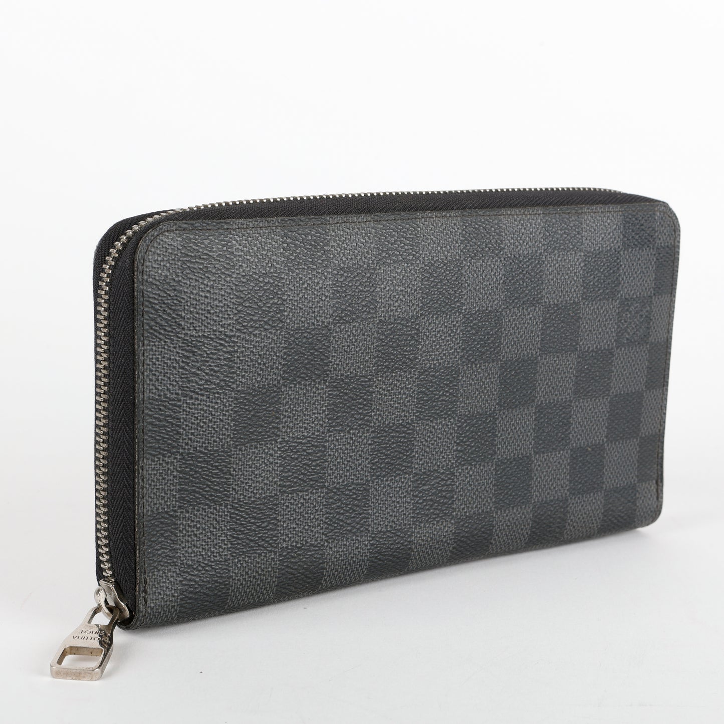 Zippy Travel Wallet, Damier Graphite  (C.Y)