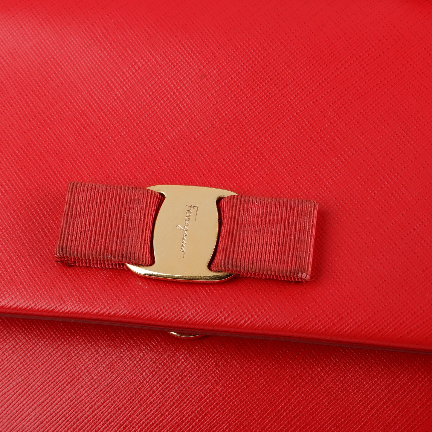 Carrie O Chain Shoulder Bag, Pamplona Red