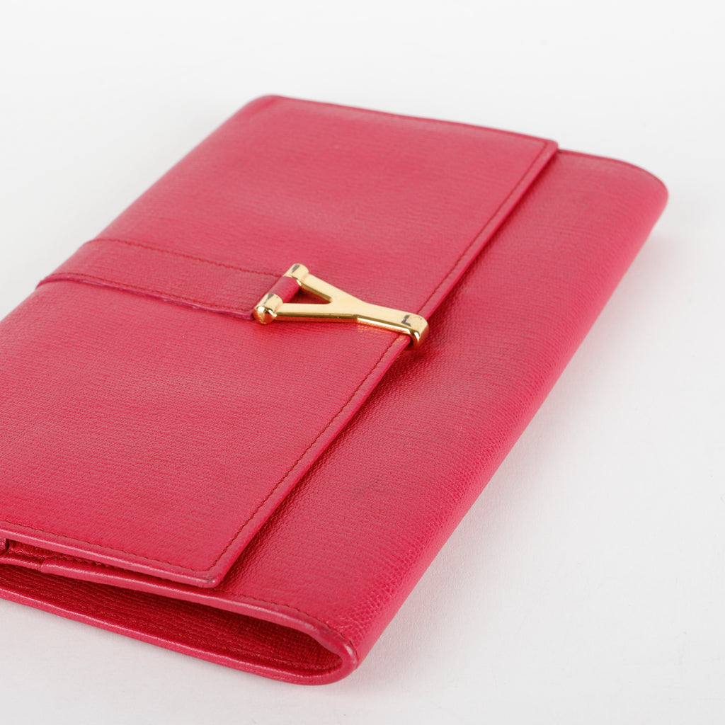 Travel Y Ligne Clutch, Fuchsia Grained Calfskin