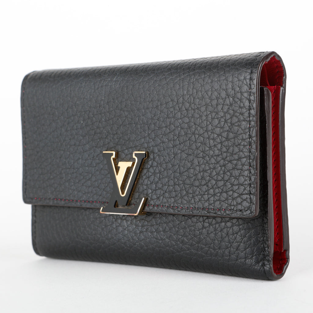 Capucines Wallet, Black