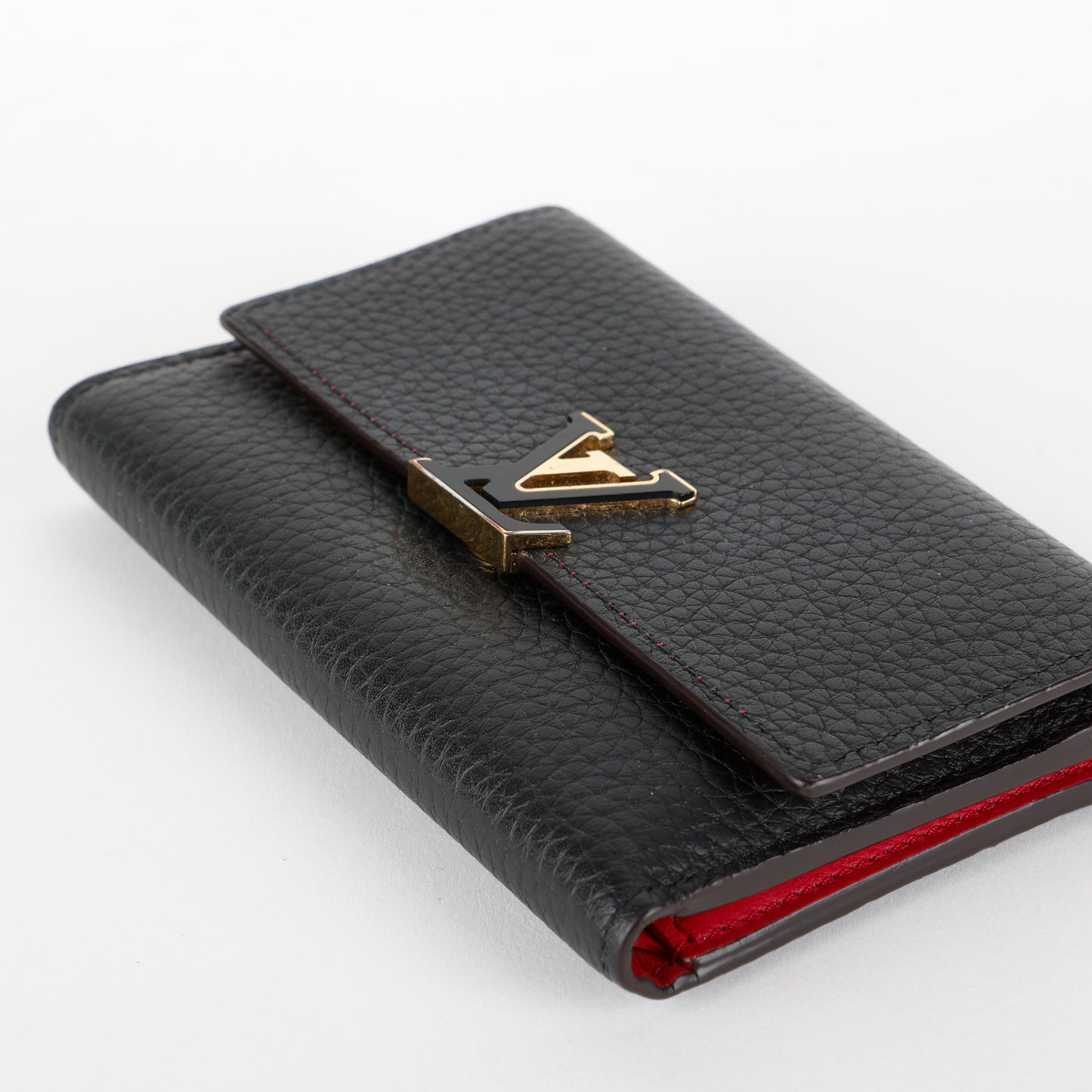 Capucines Wallet, Black
