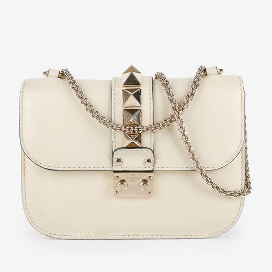 Small Glam Lock Rockstud Flap, Cream