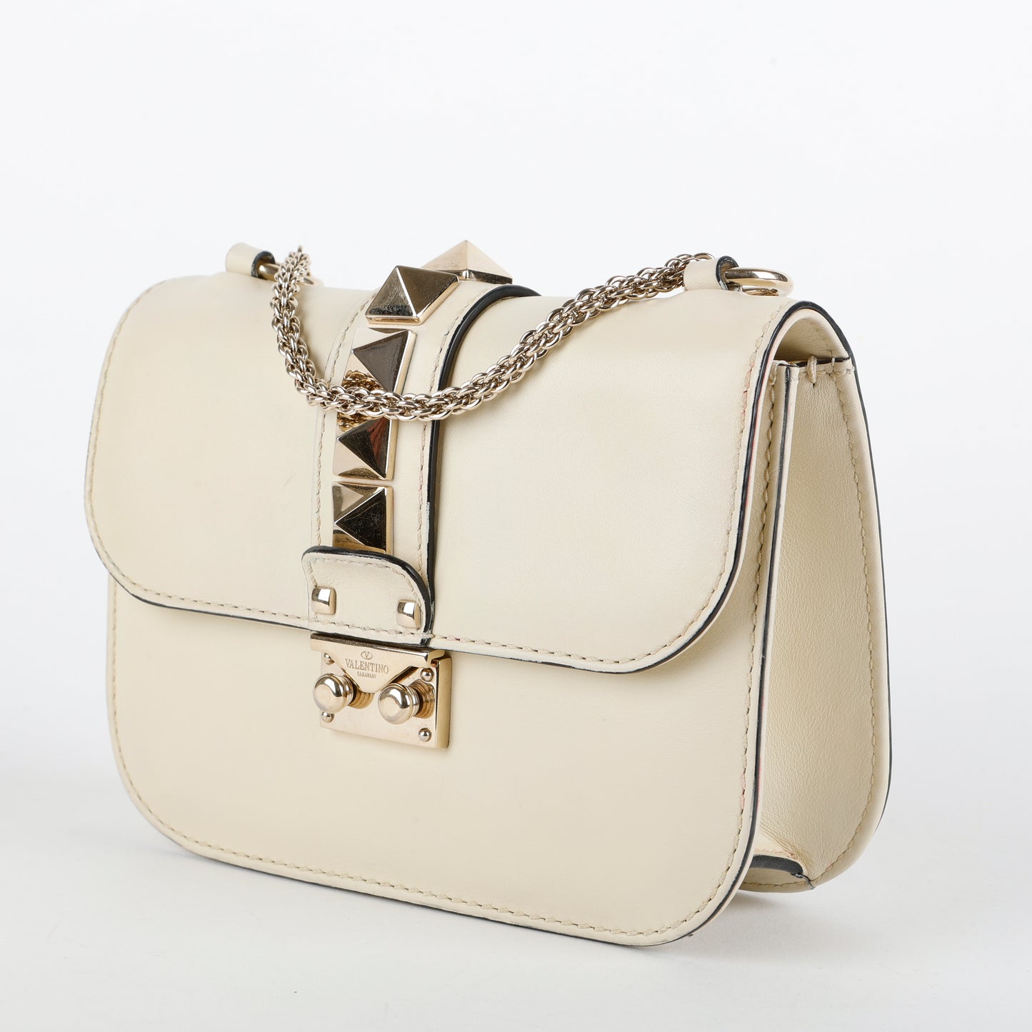 Small Glam Lock Rockstud Flap, Cream