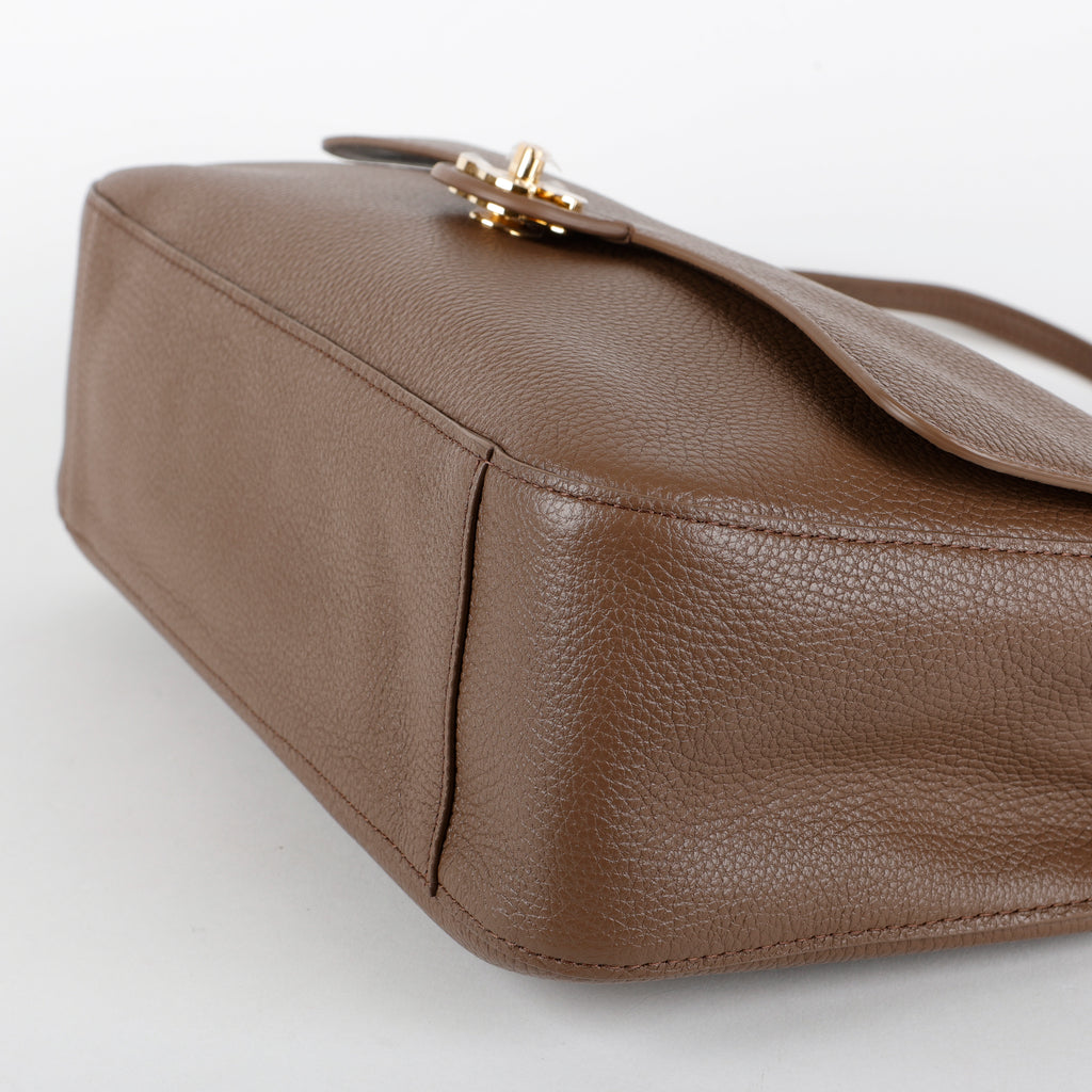 Souplissimo Maxi Flap, Light Brown Calfskin GHW