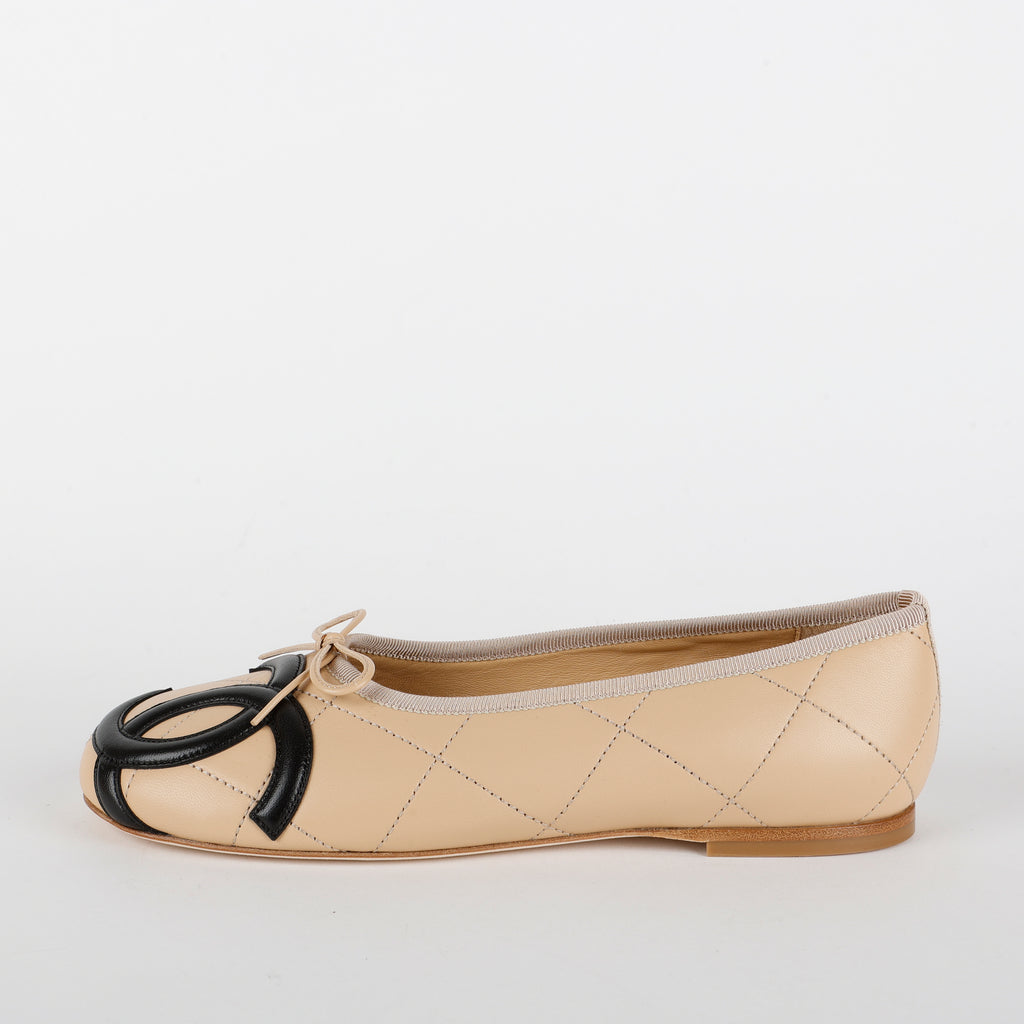 Cambon Quilted Lambskin Ballet Flats, Beige Size 39 (US 9)