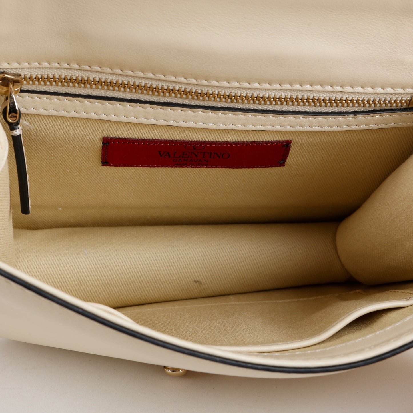 Small Glam Lock Rockstud Flap, Cream