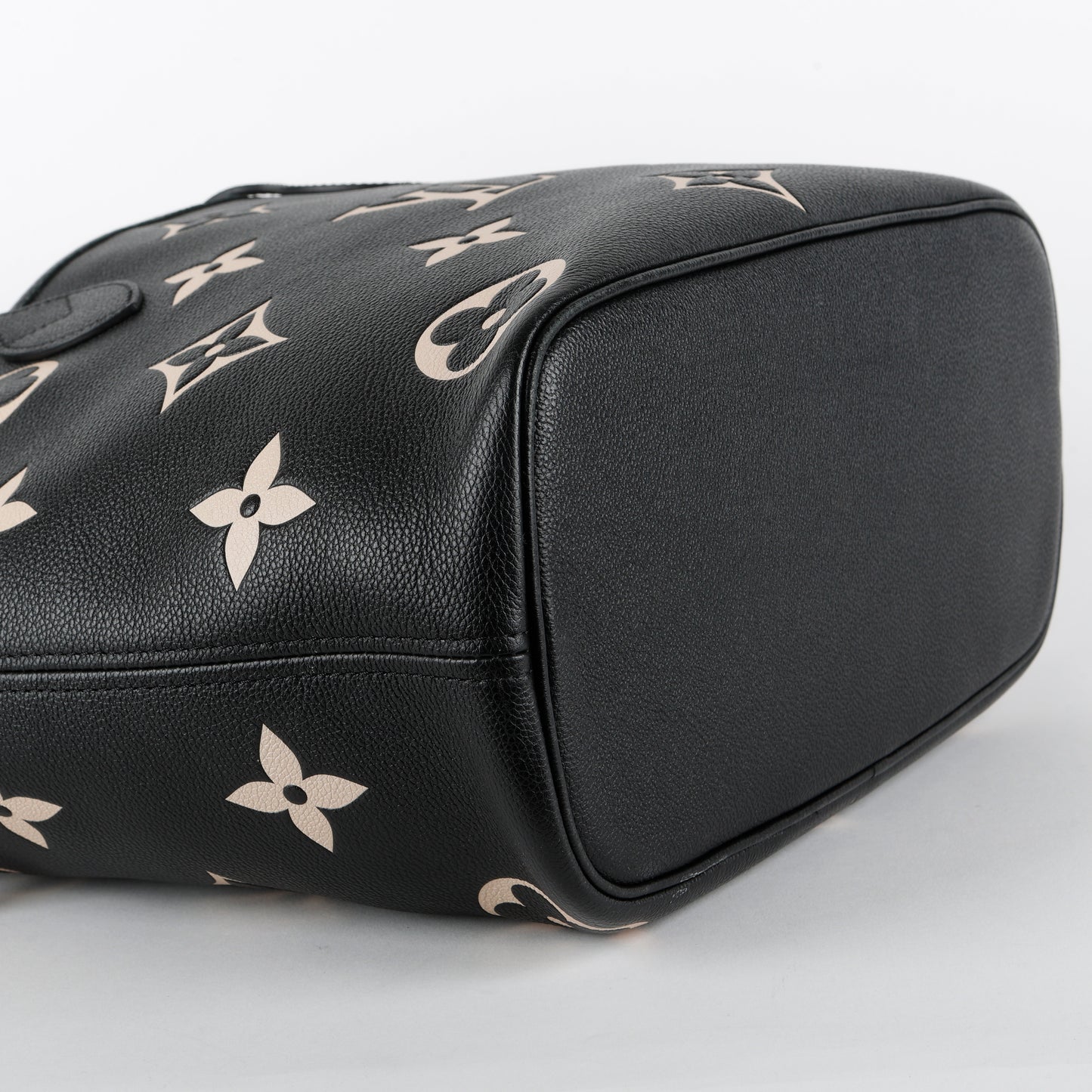 Neverfull MM, Black/Cream Bicolor Empreinte