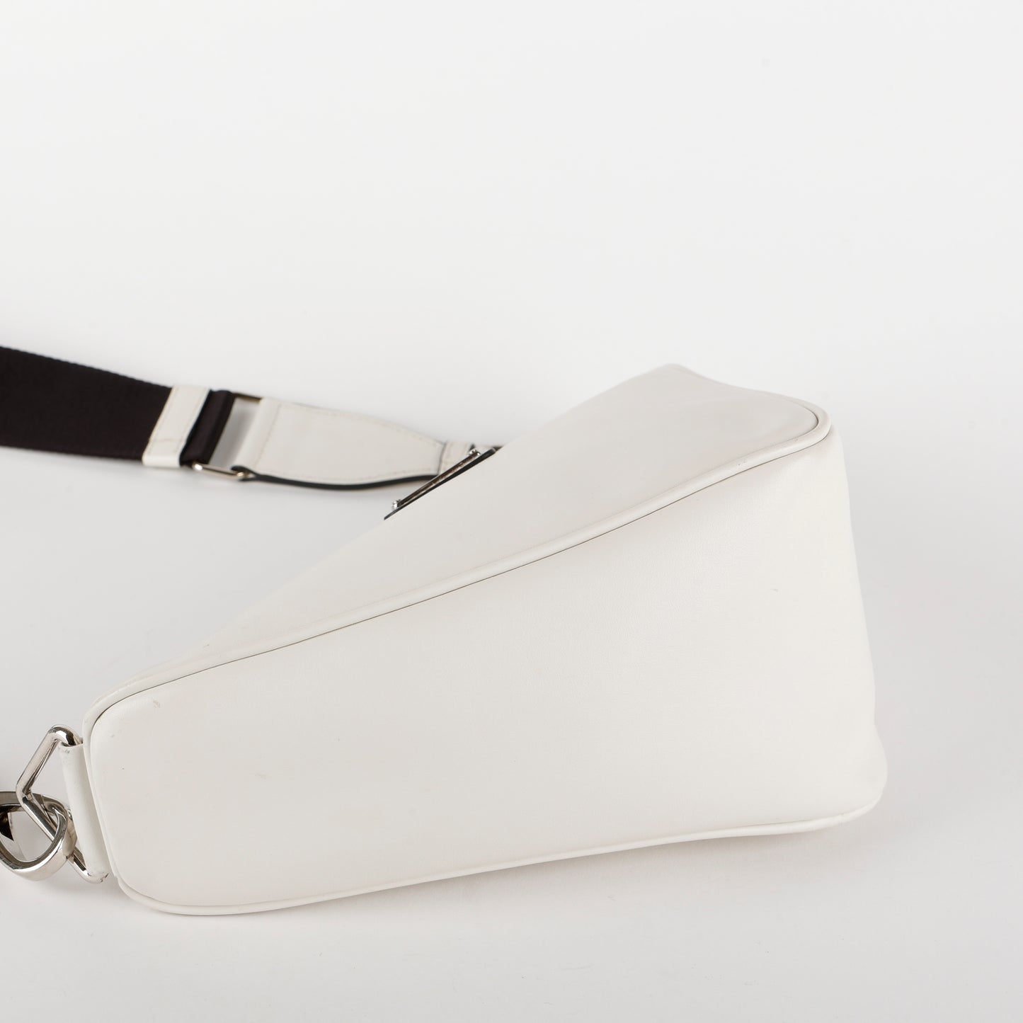 Grace Lux Triangle, White
