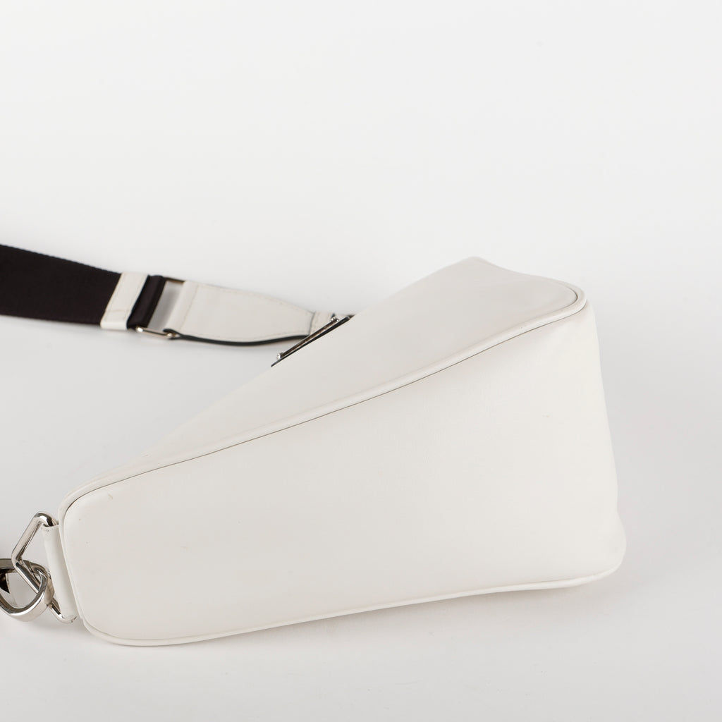 Grace Lux Triangle, White