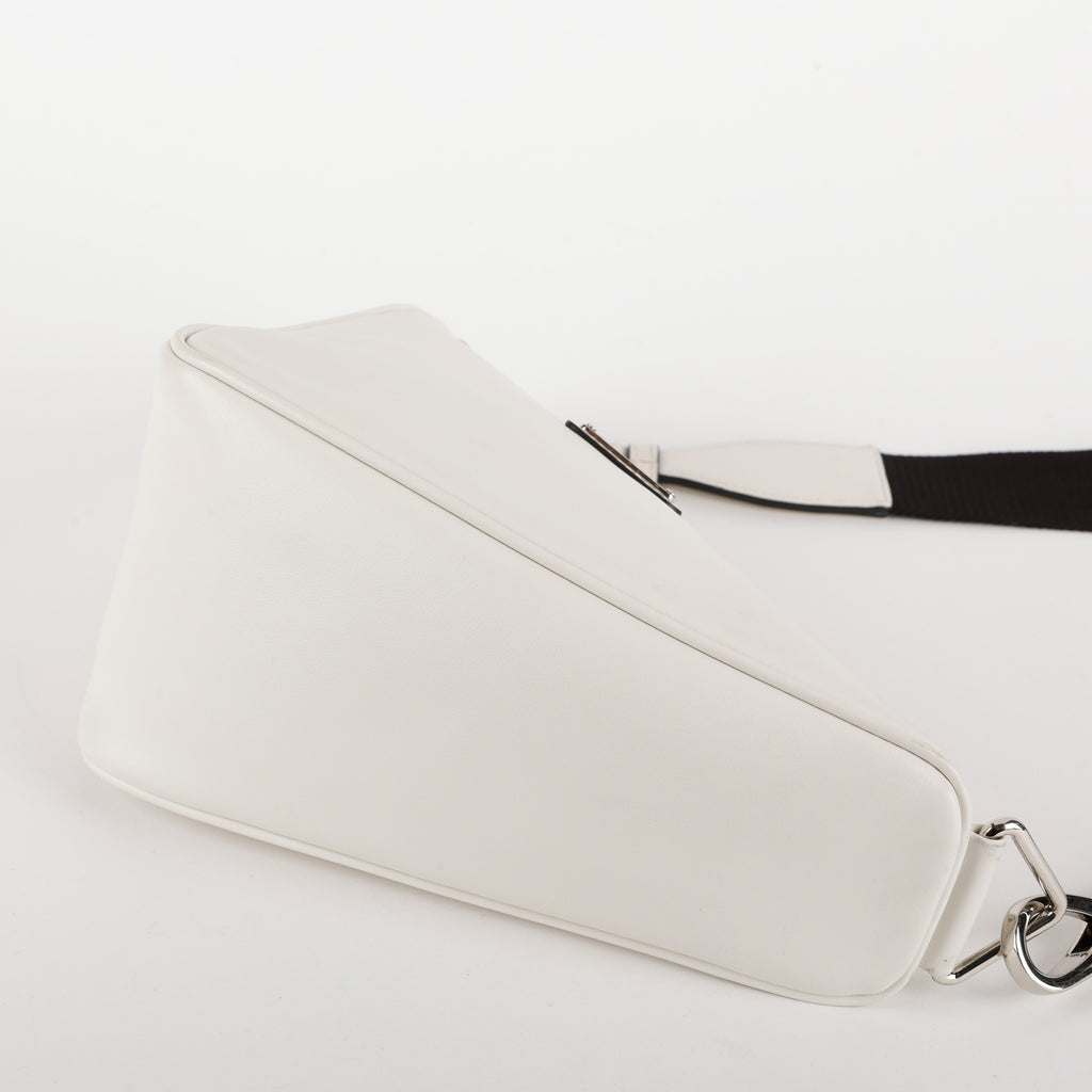 Grace Lux Triangle, White