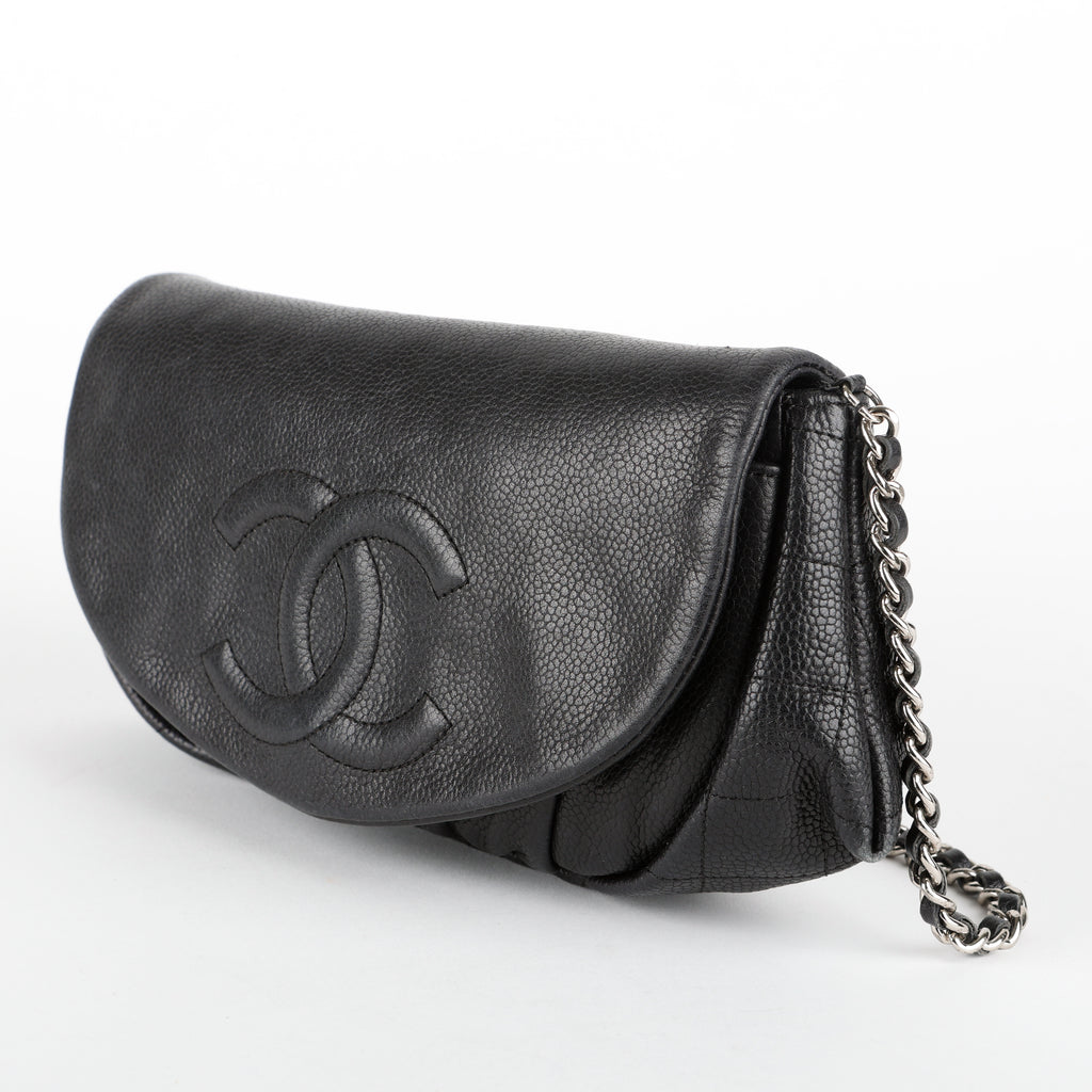 Half Moon Wallet On Chain, Black Caviar