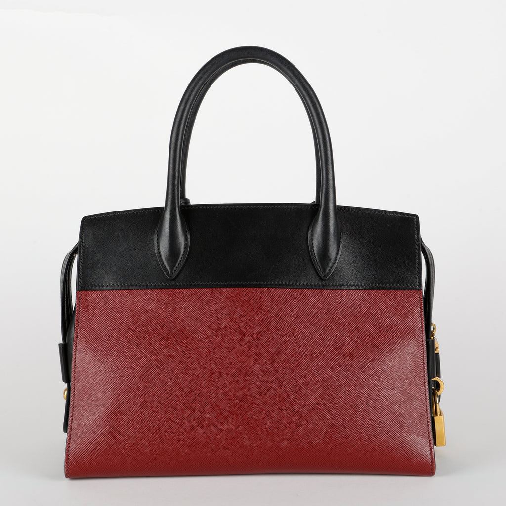 Esplande, Black/Red (missing strap)