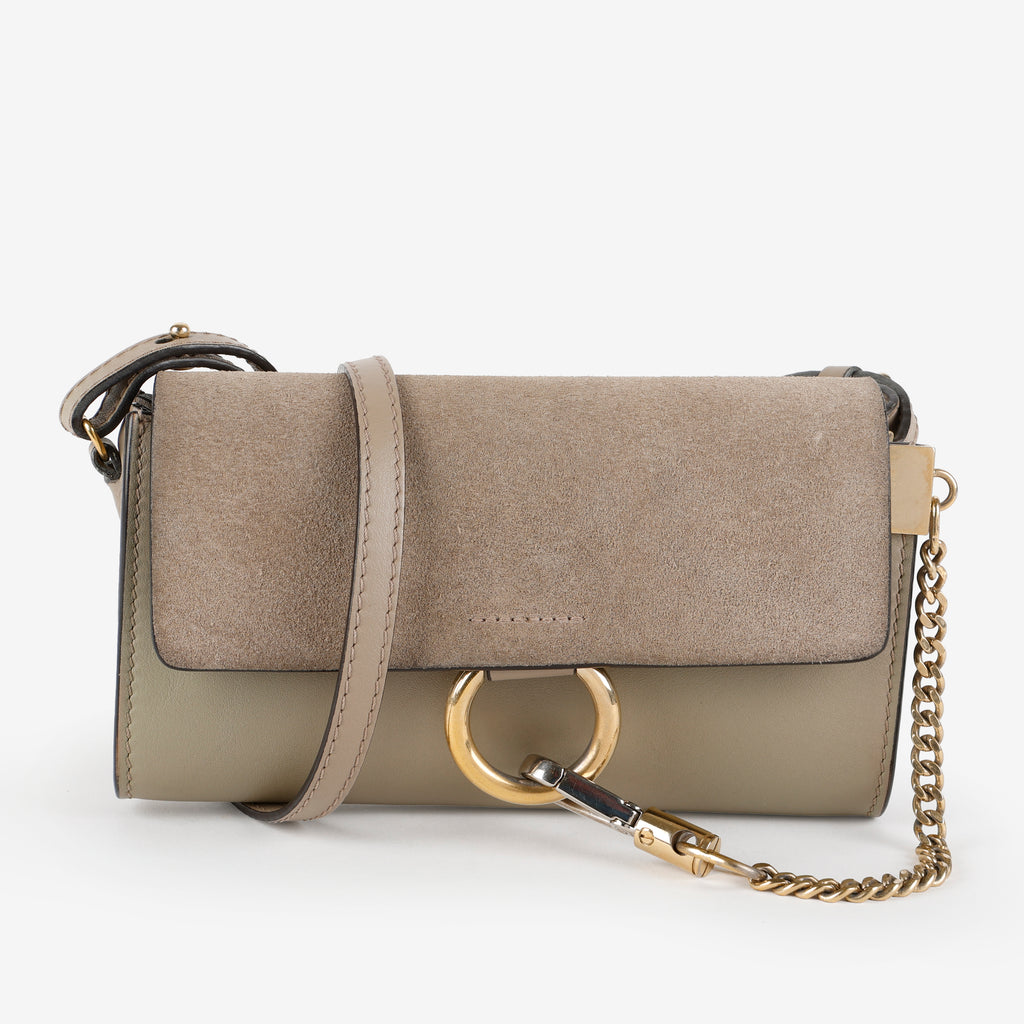 Faye Wallet on Chain, Motty Grey
