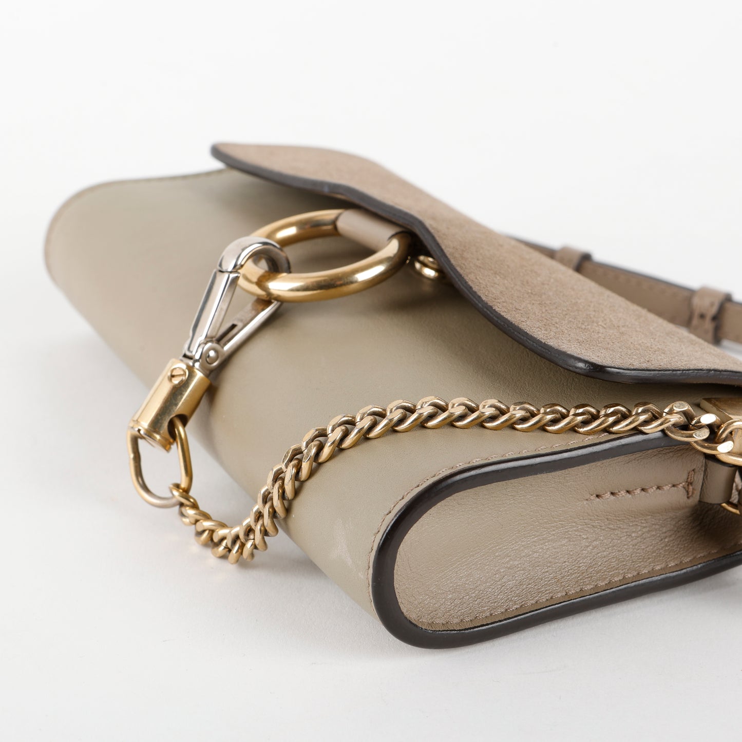 Faye Wallet on Chain, Motty Grey