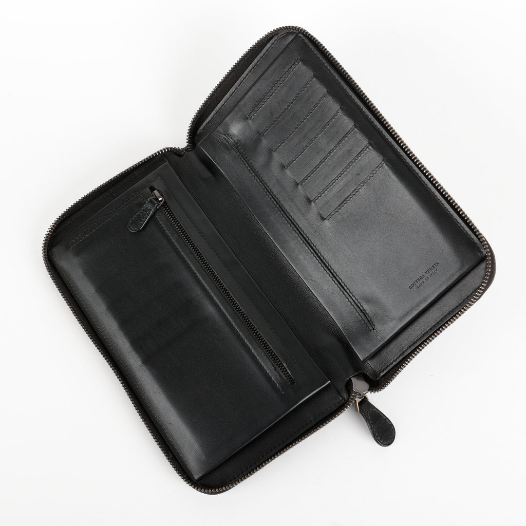 Intrecciato Travel Organizer Wallet, Black Calfskin