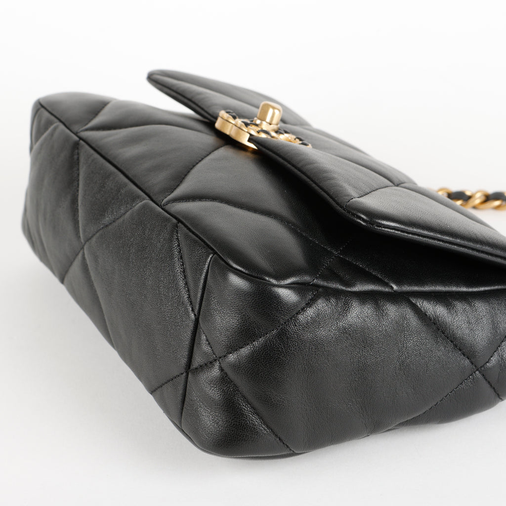 Small 19, Black Lambskin