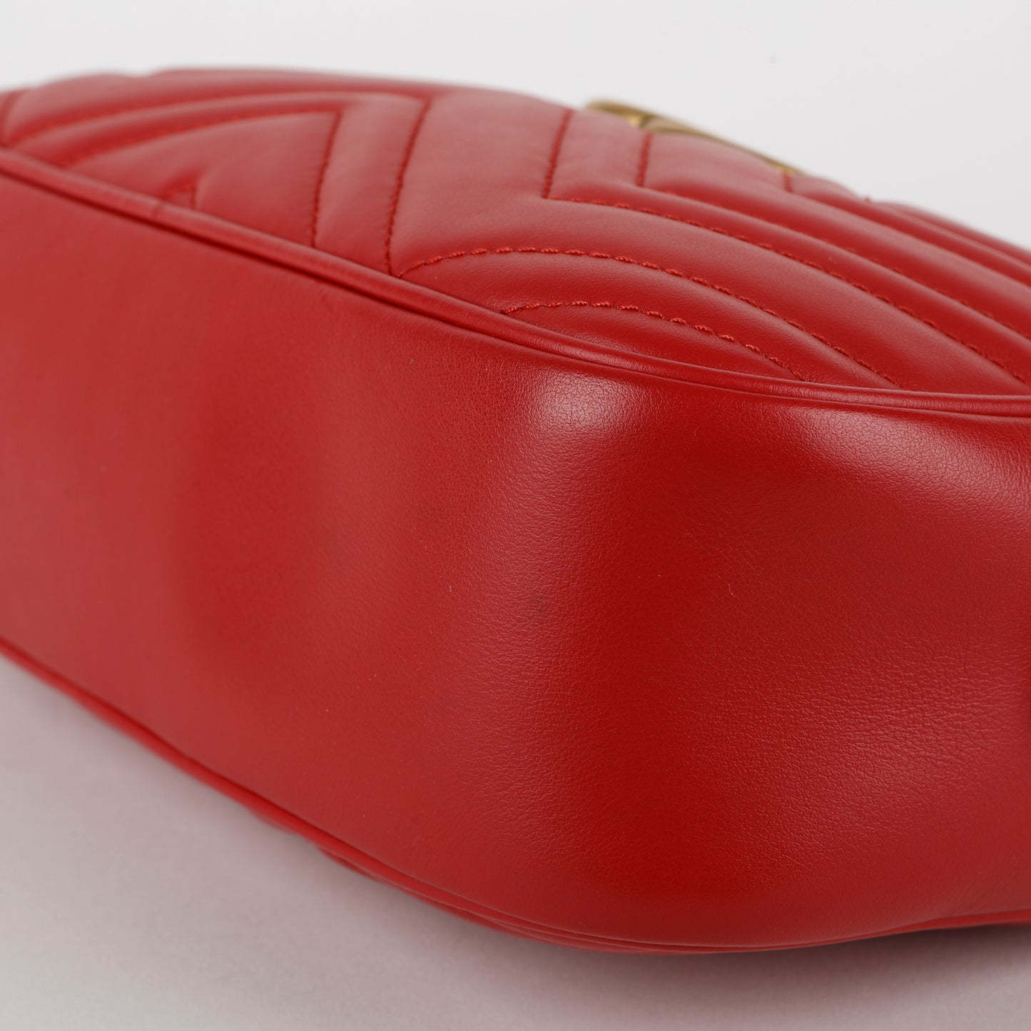Small GG Marmont Camera Bag, Red