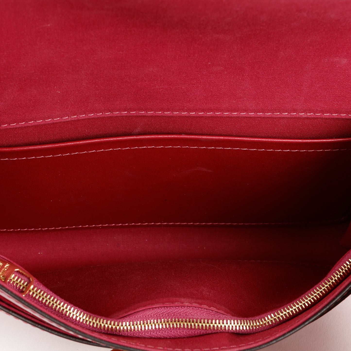 Louise Clutch East West, Amaranthe Vernis