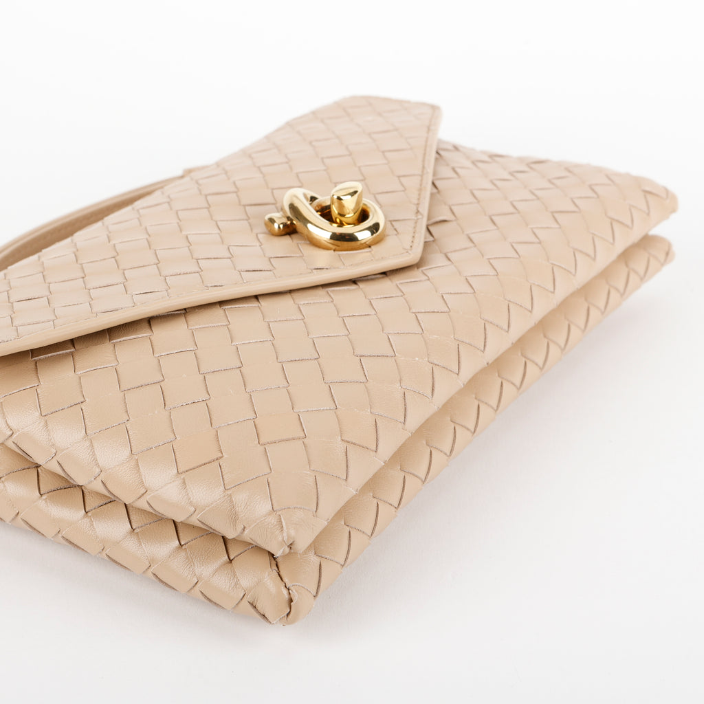 Intrecciato Knot Lock Top Handle, Ecru Muse
