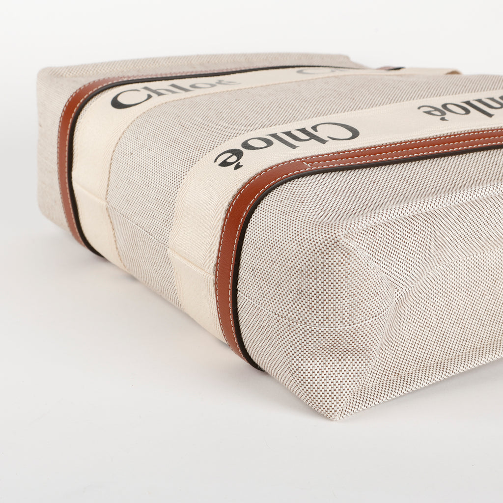 Medium Woody Tote, Cream