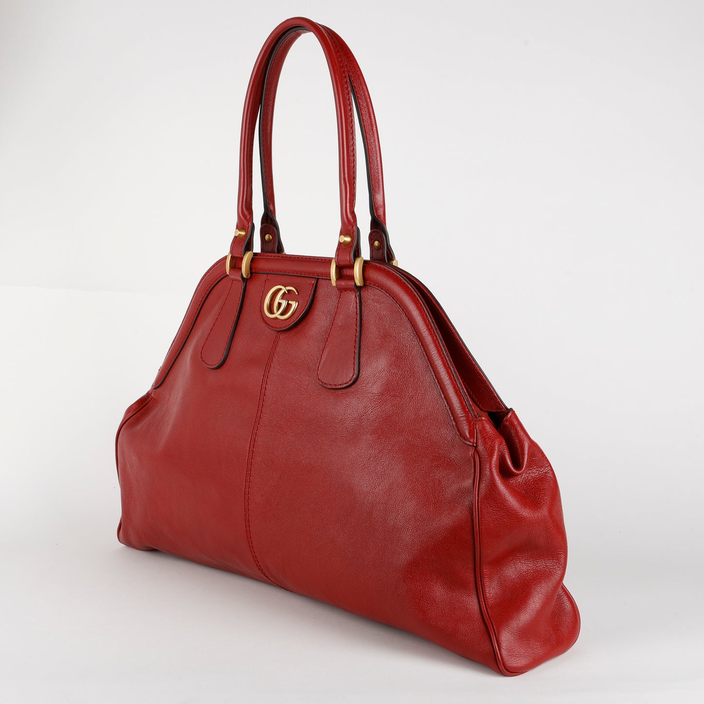 Medium Re(Belle) Top Handle, Red