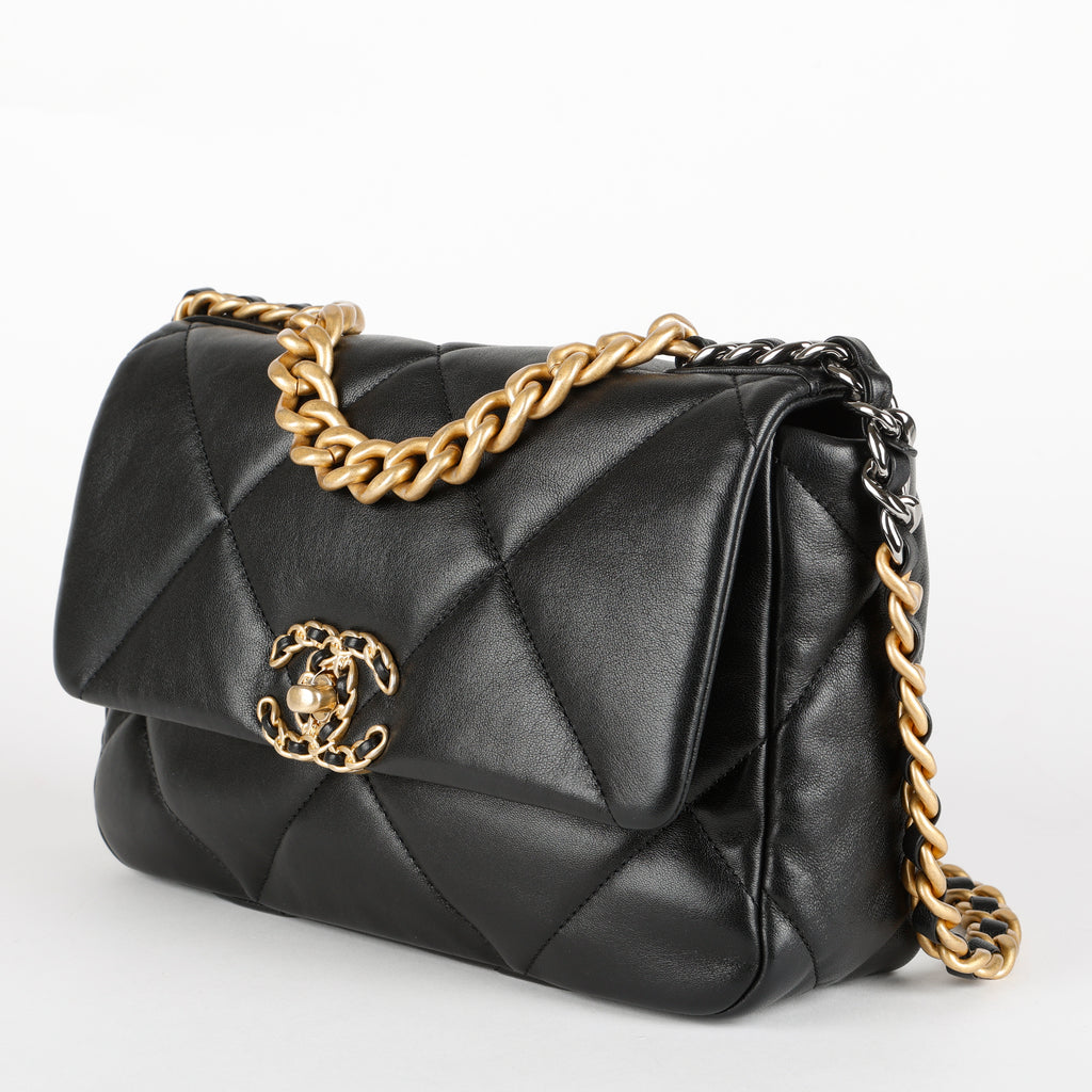 Small 19, Black Lambskin