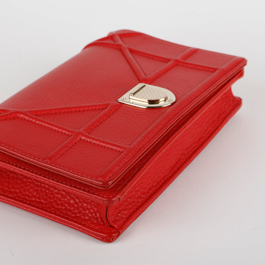 Diorama Wallet on Chain, Red Grained Calfskin