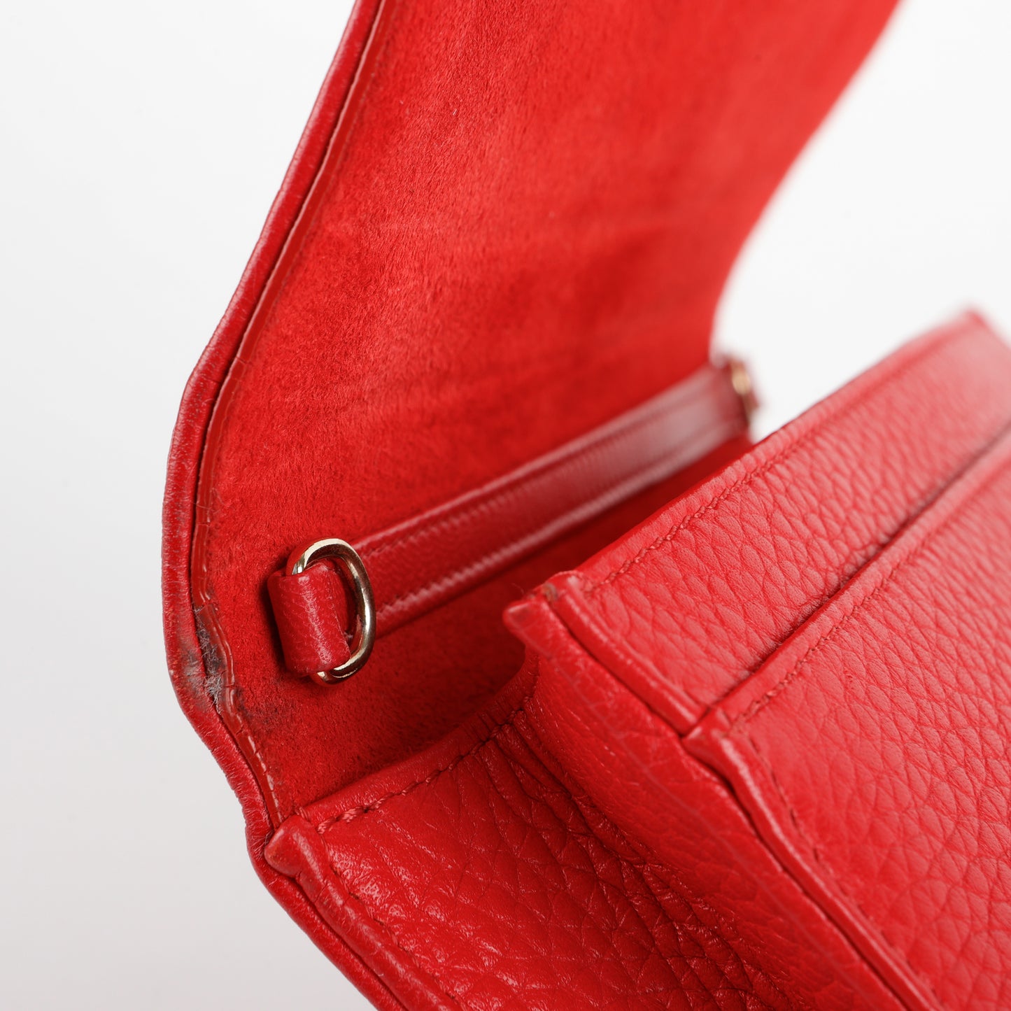 Diorama Wallet on Chain, Red Grained Calfskin