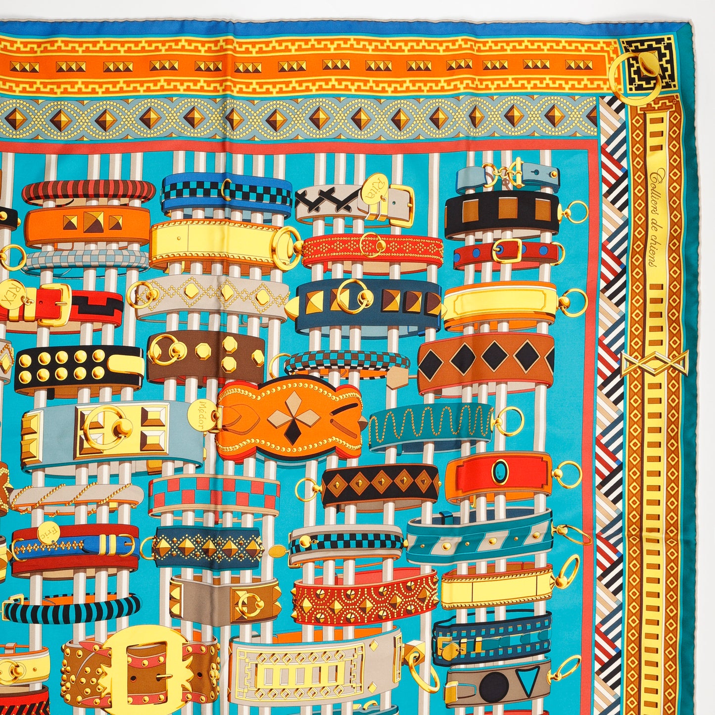 Carre Twill Collier de Chiens Scarf