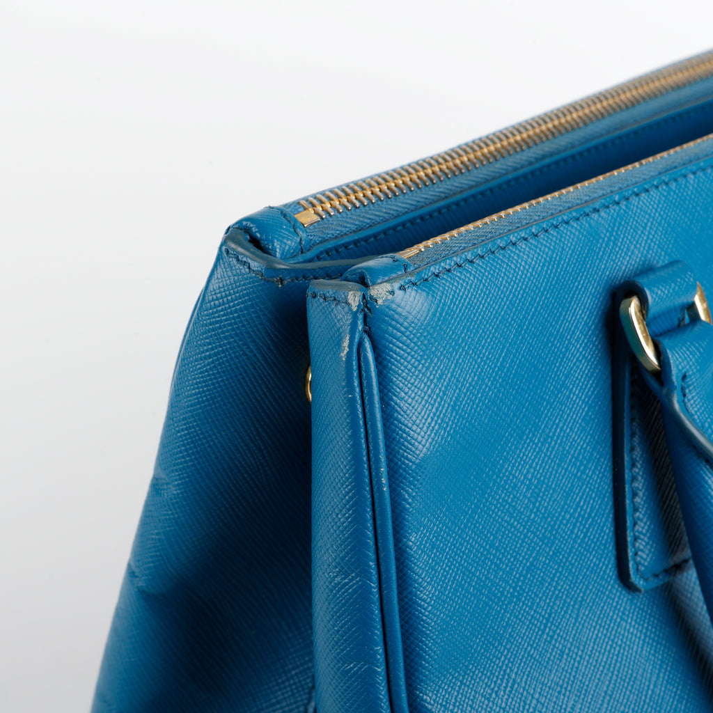 Medium Galleria Tote, Blue Saffiano